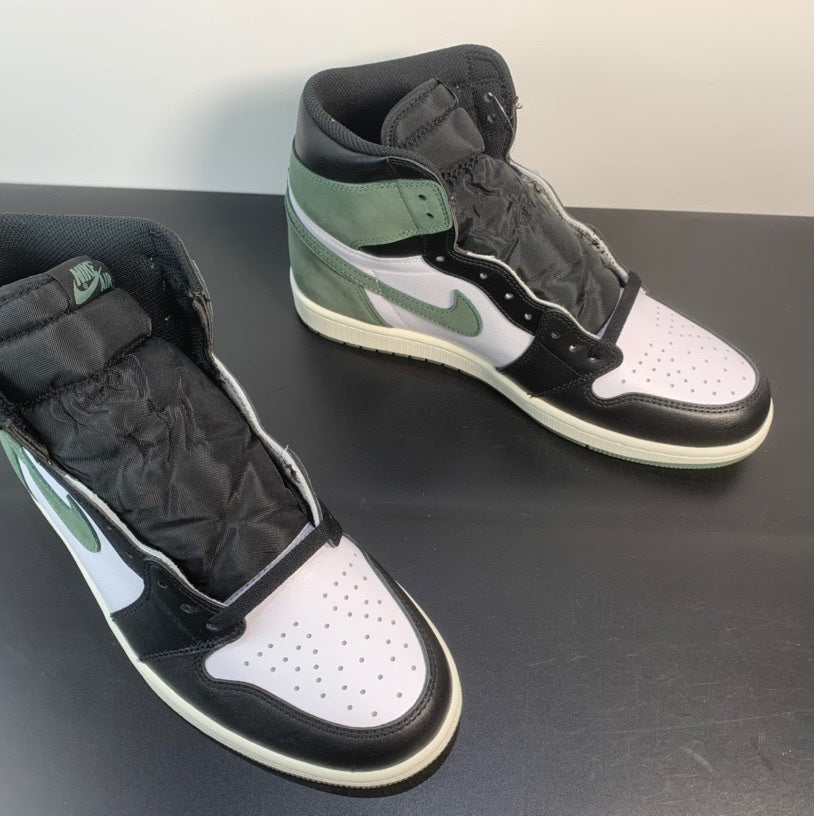 Air Jordan 1 Retro High Clay Green