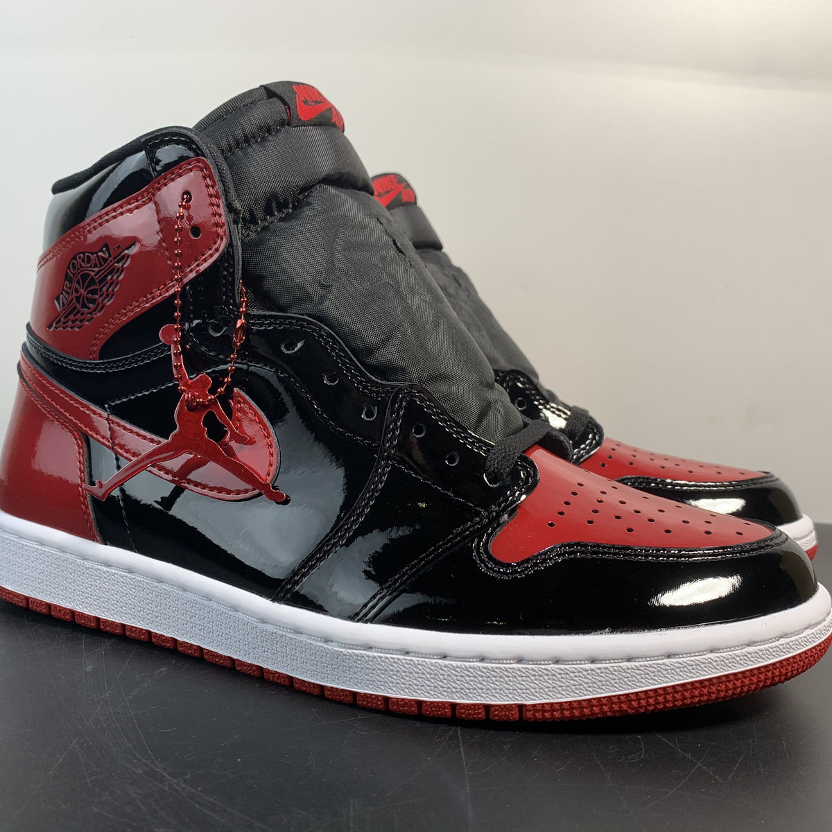 Air Jordan 1 Retro High OG “Bred Patent”