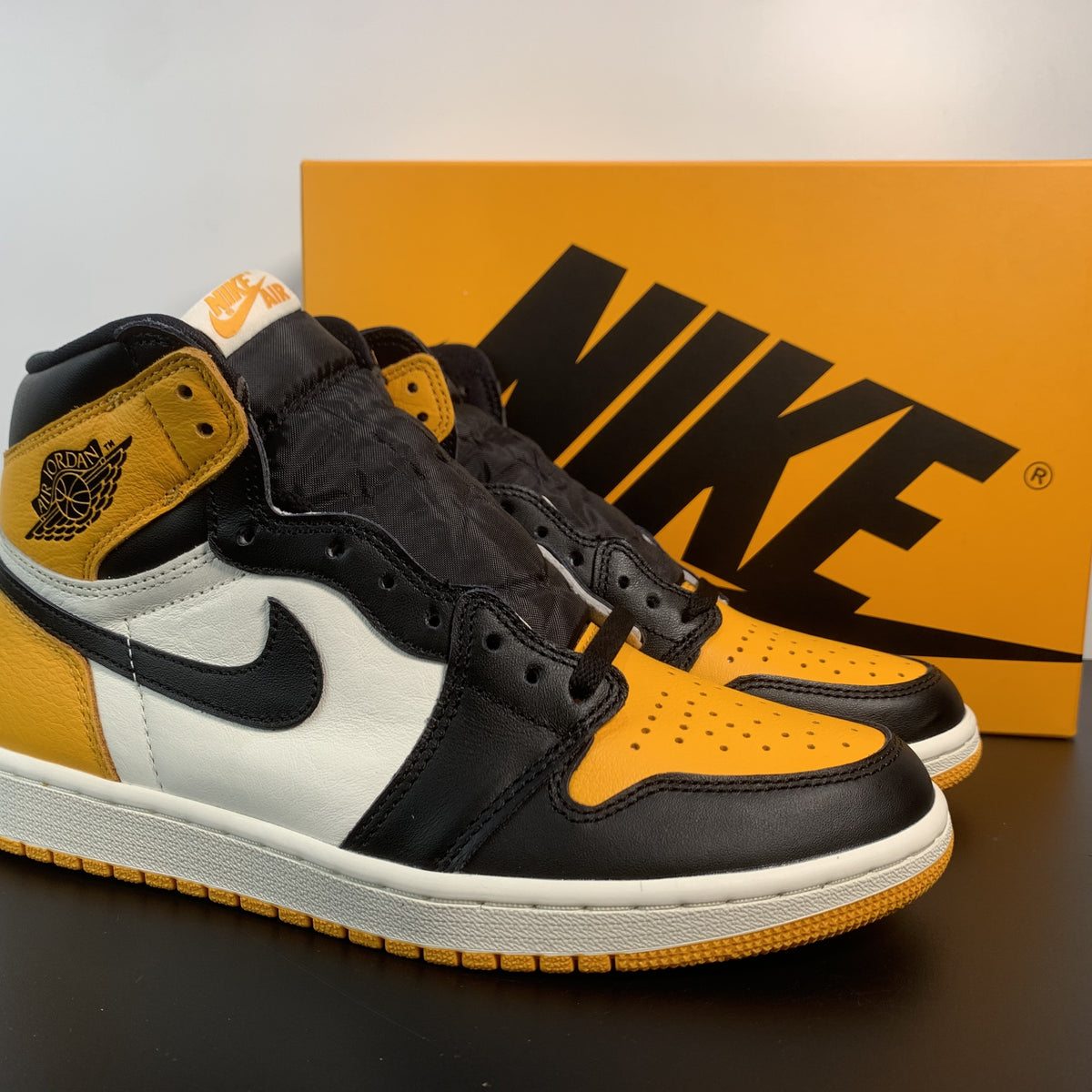 Air Jordan 1 Retro High OG AJ1