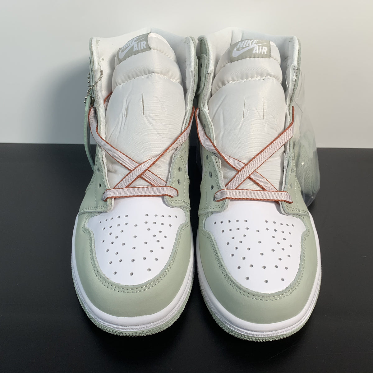 Air Jordan 1 Retro High OG“Seafoam”
