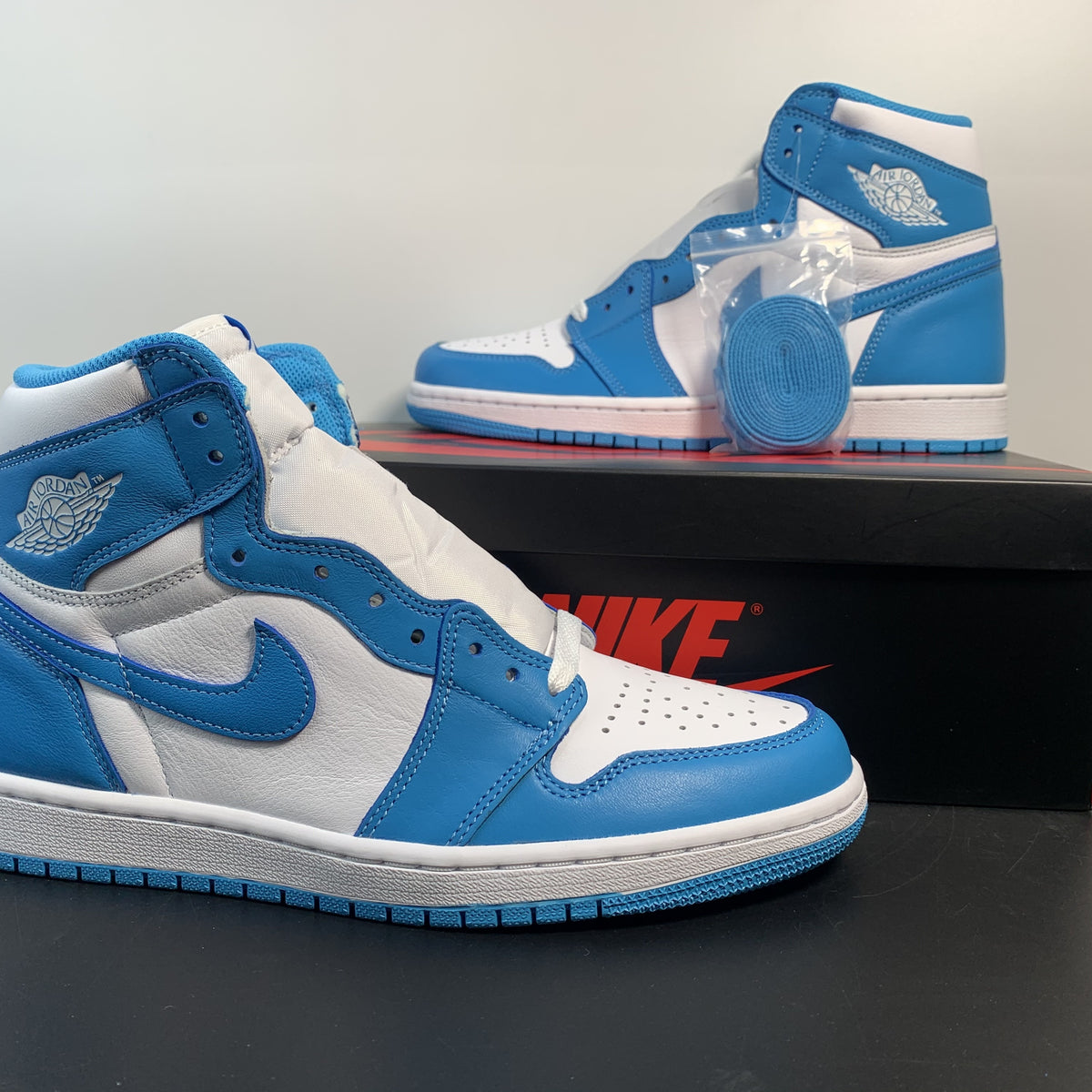 Air Jordan 1 Retro High OG“UNC”