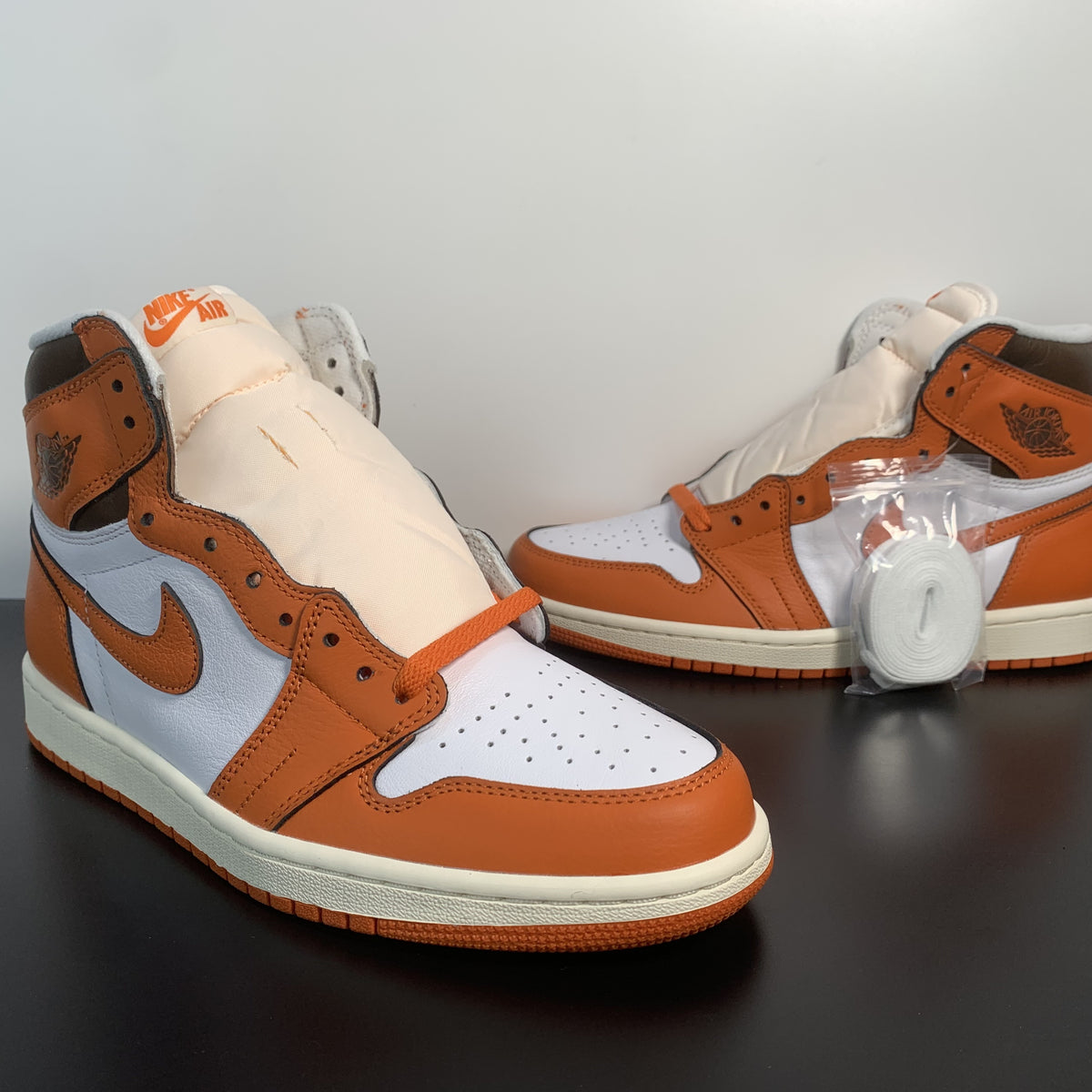 AIR JORDAN 1 RETRO HIOG