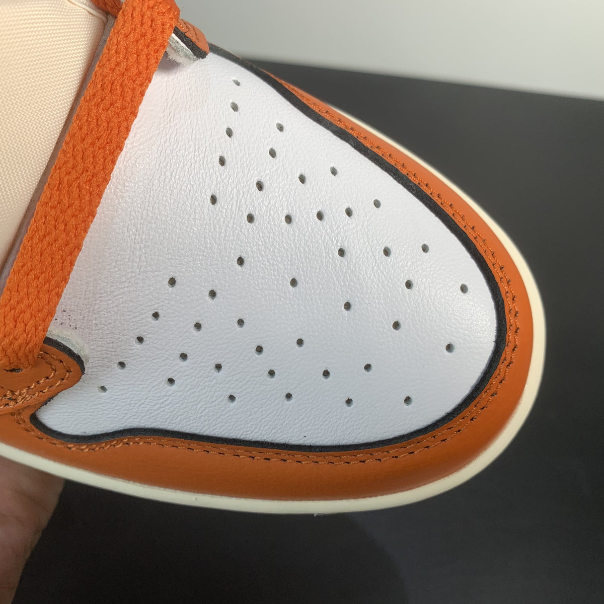 AIR JORDAN 1 RETRO HIOG