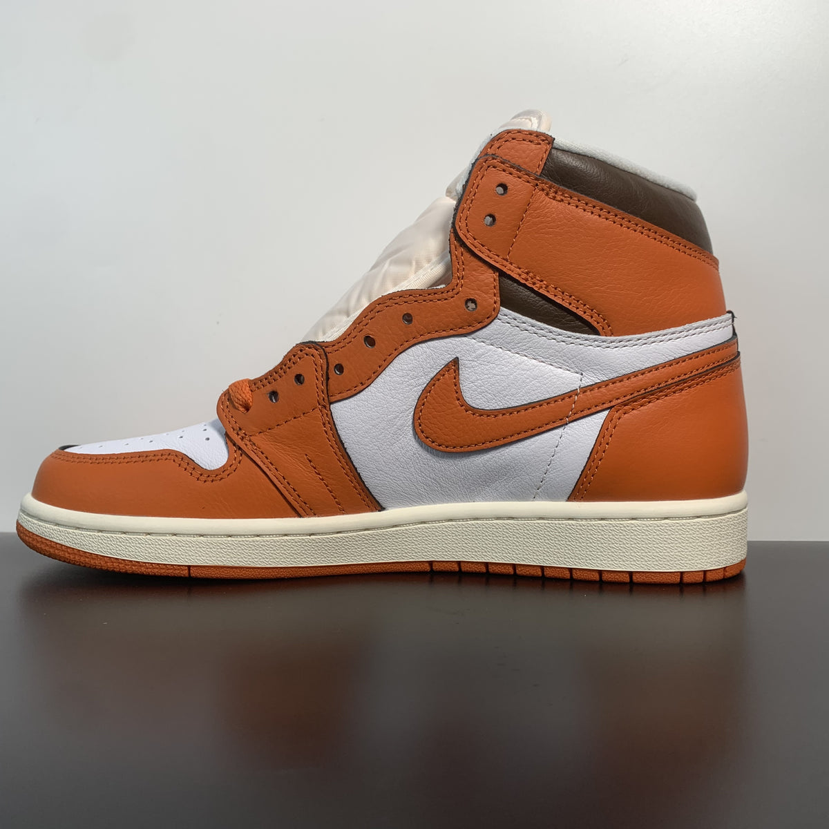 AIR JORDAN 1 RETRO HIOG