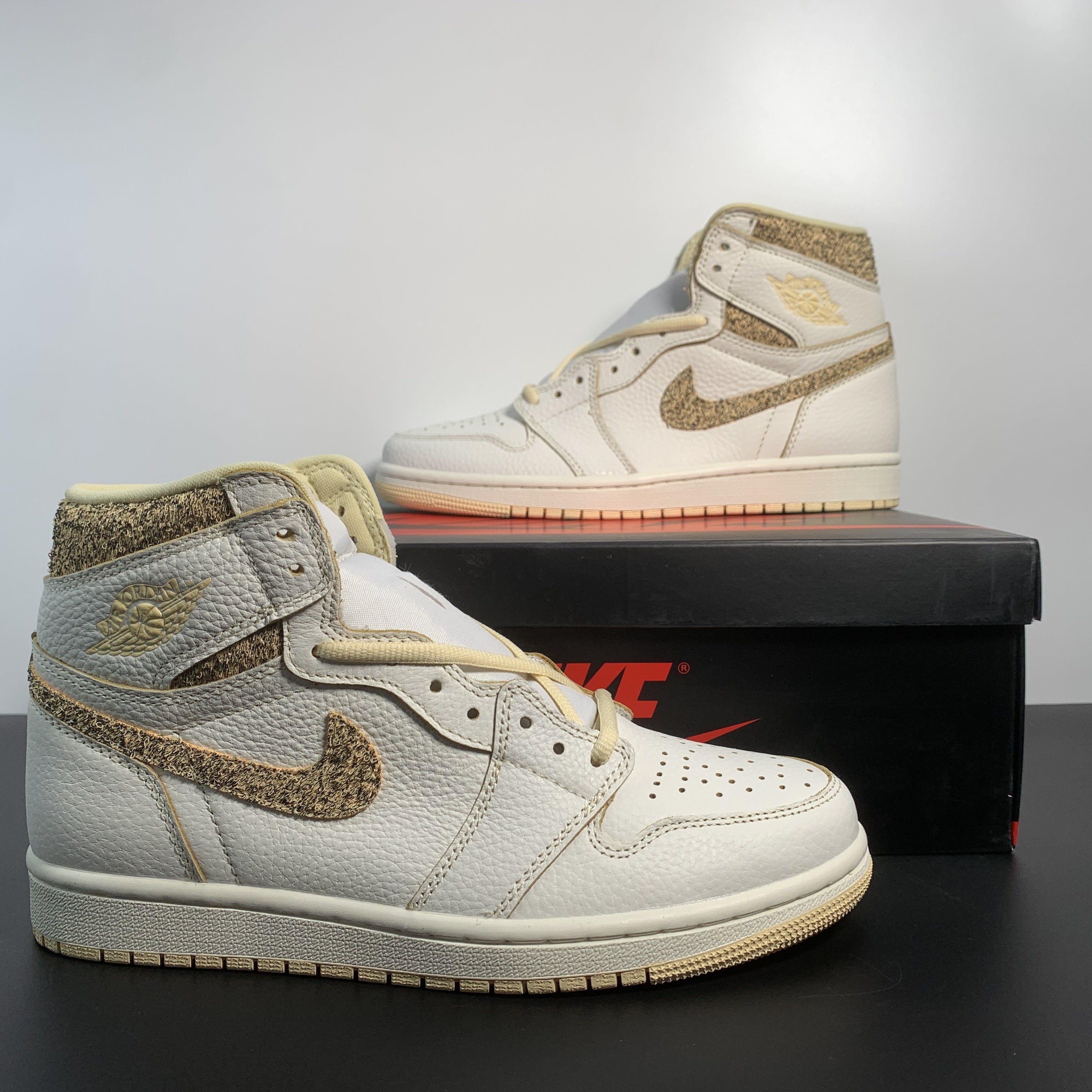 Air Jordan 1 -Vibrations Of Naija