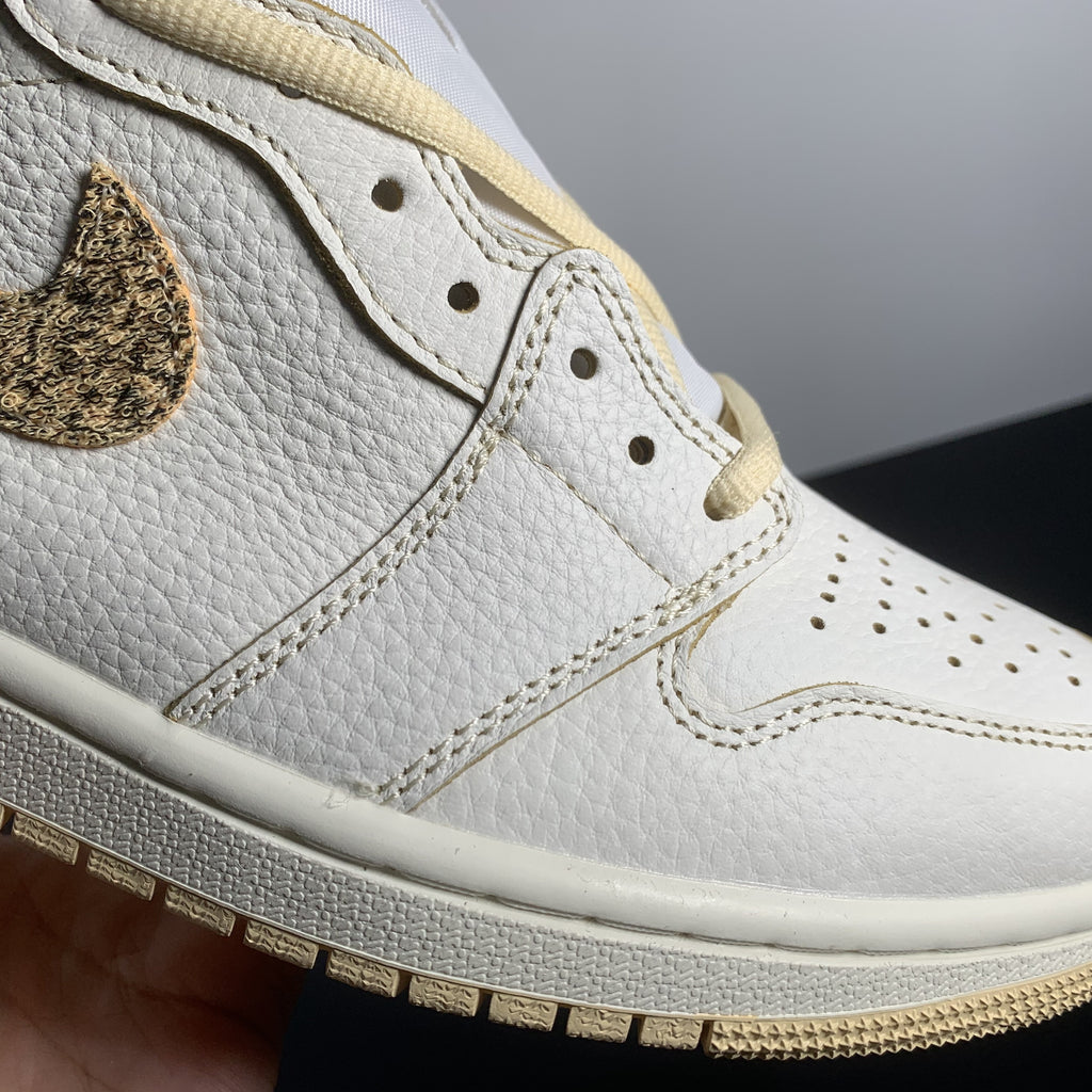 Air Jordan 1 -Vibrations Of Naija