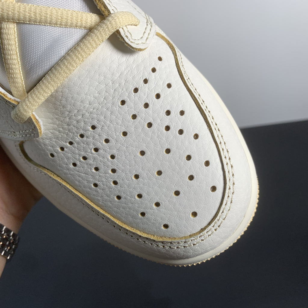 Air Jordan 1 -Vibrations Of Naija