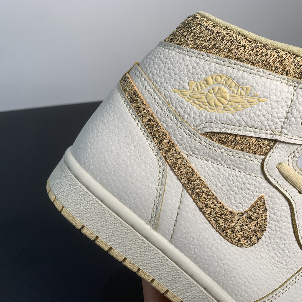 Air Jordan 1 -Vibrations Of Naija
