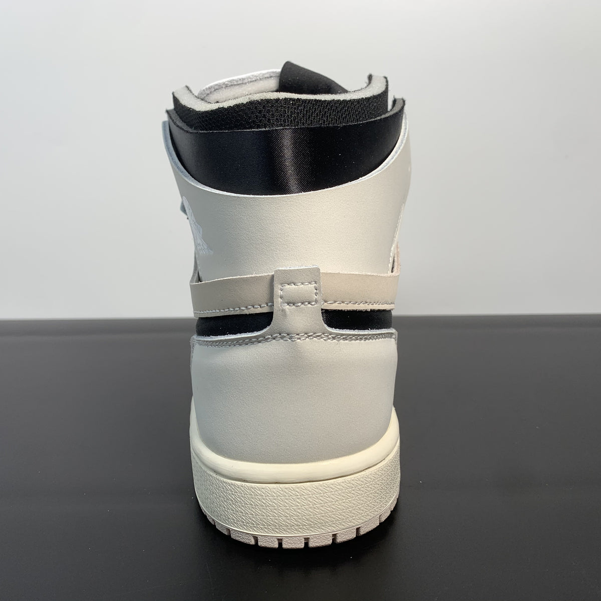 Air Jordan 1 Zoom Air CMFT 