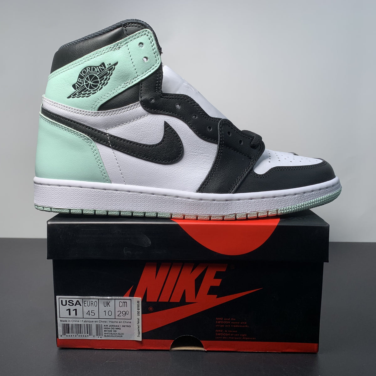 Nike Air Jordan 1 Retro High OG 'Green Glow'