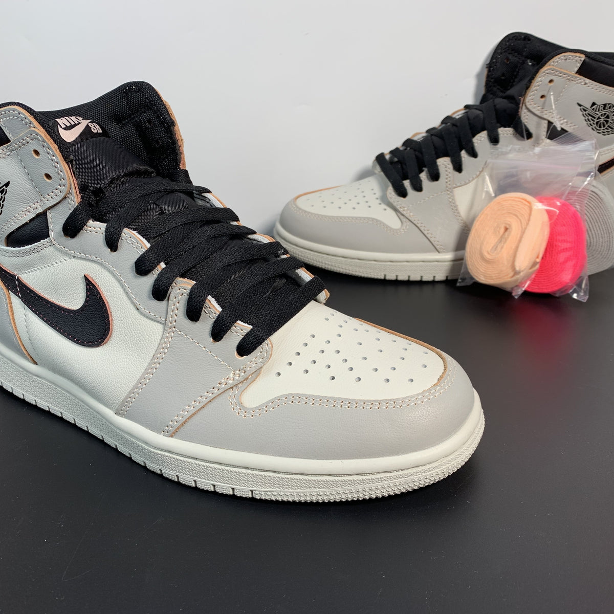 AJ1 x Nike Dunk SB，AJ1
