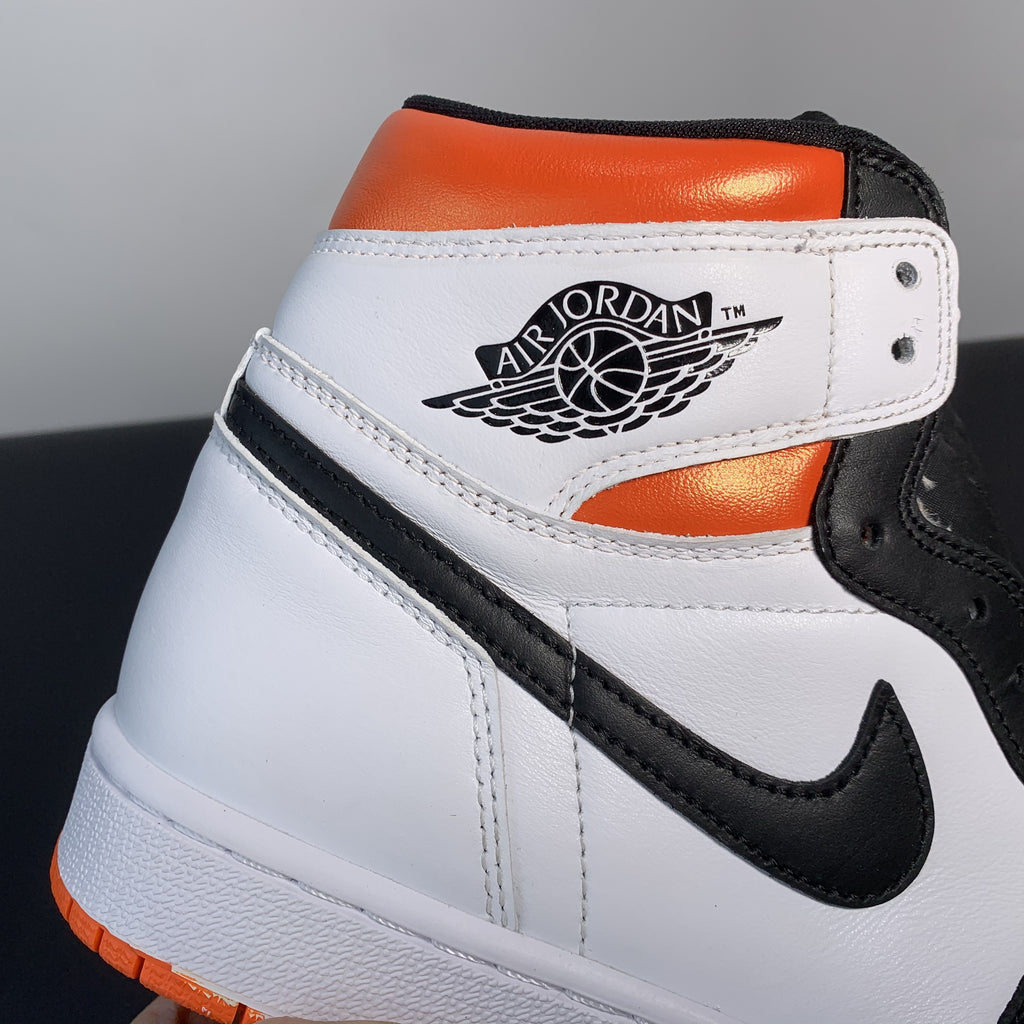 Nike Air Jordan 1 Retro High OG 'Electro Orange'