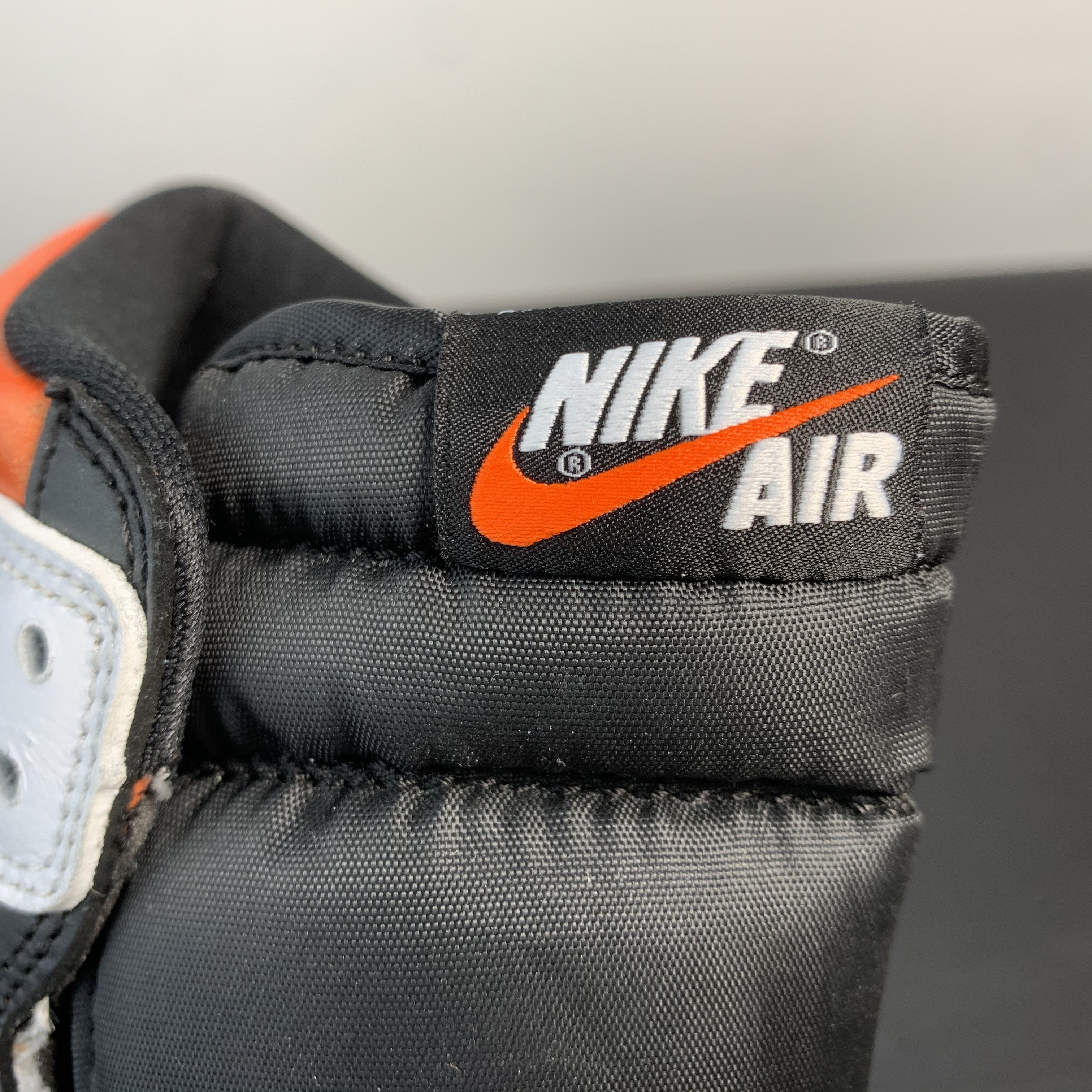 Nike Air Jordan 1 Retro High OG 'Electro Orange'