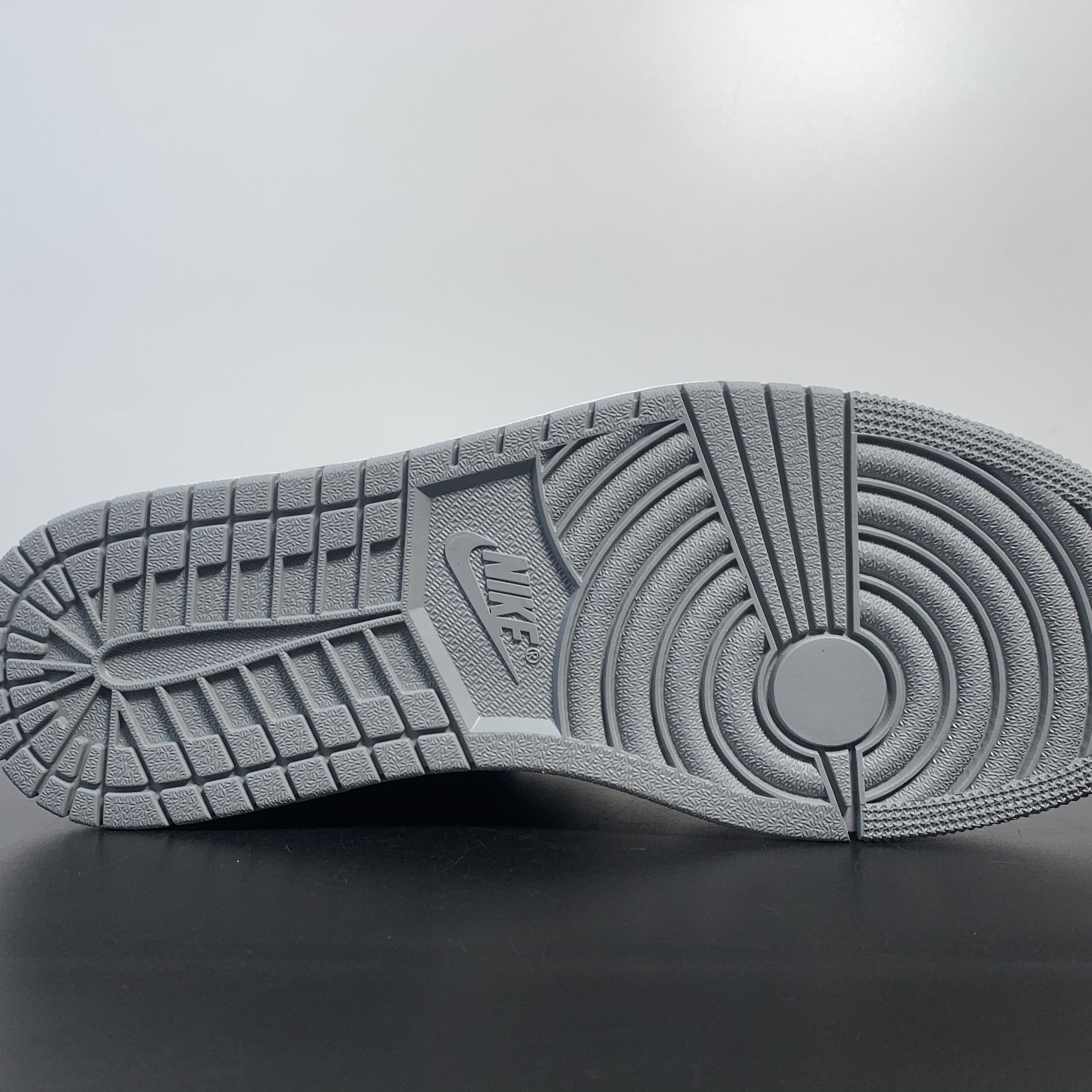 Air Jordan 1 High OG -Rebellionaire”