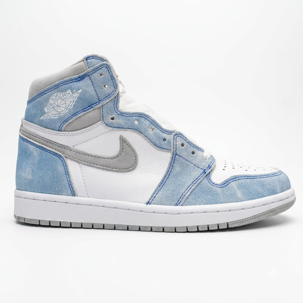 Nike Air Jordan 1 Retro High OG 'Hyper Royal'