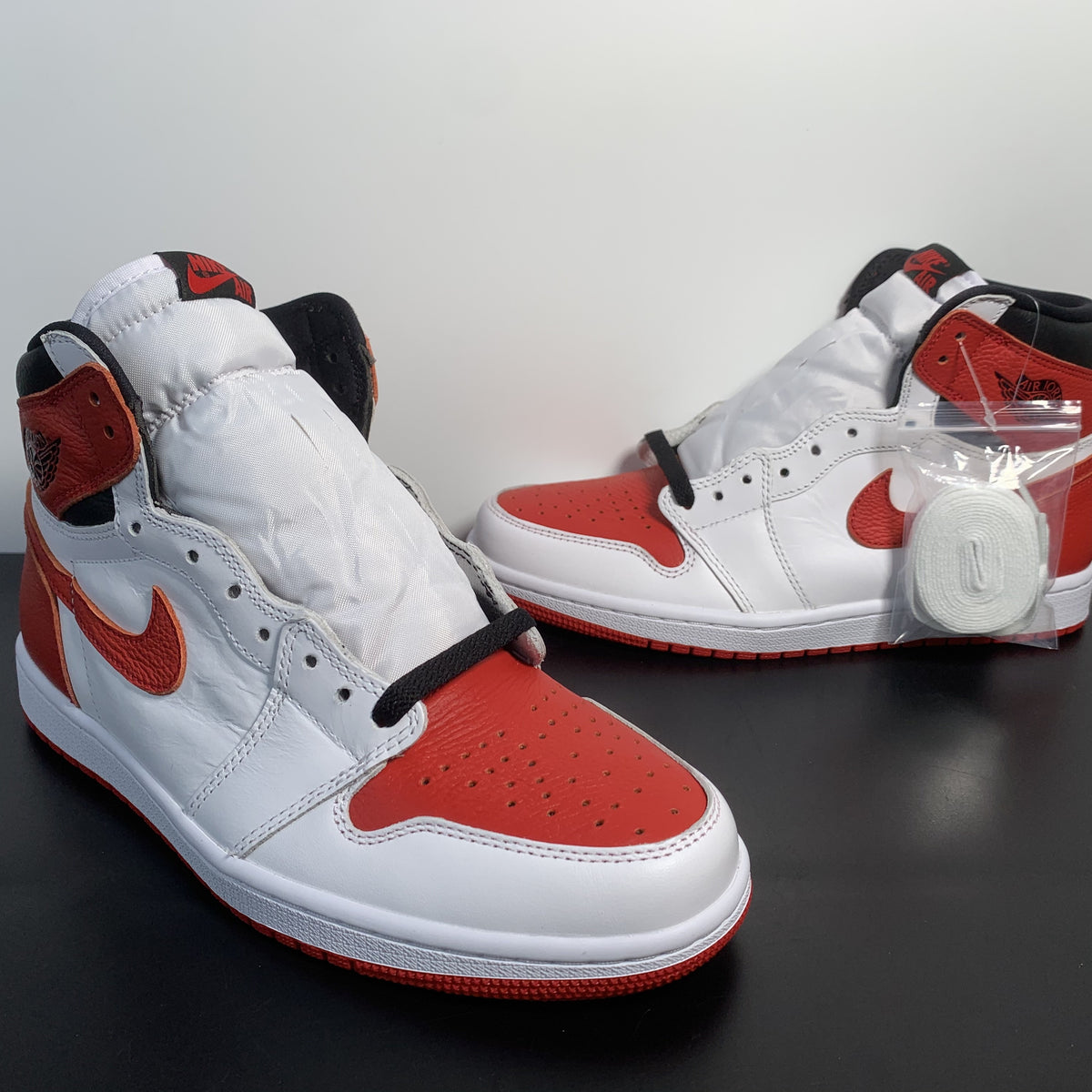Air Jordan 1 High OG “Heritage”