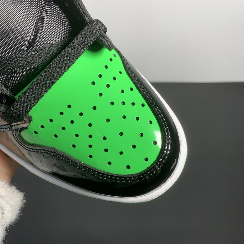Nike Air Jordan 1 Retro High OG Patent Green