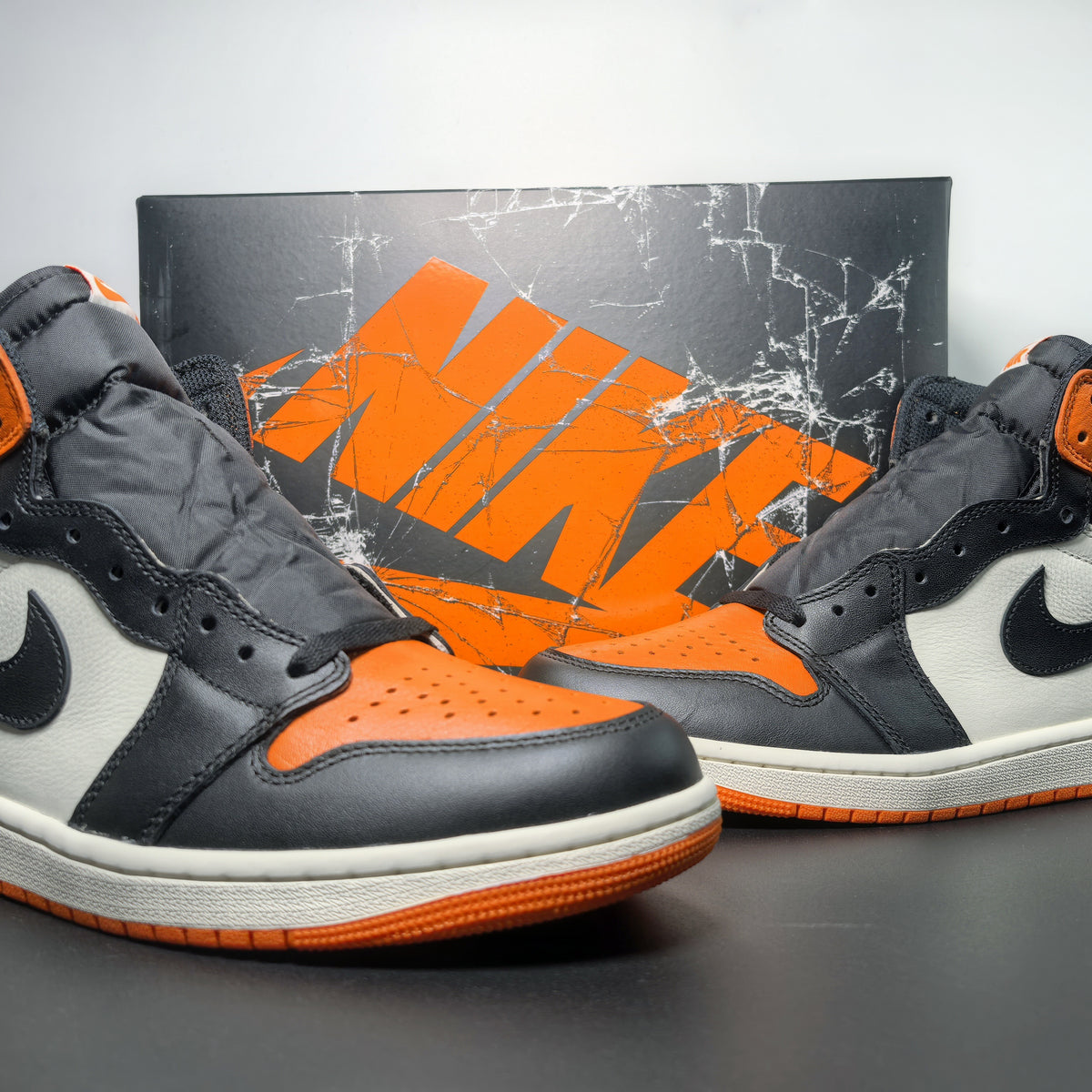 Air Jordan 1 High OG “Shattered Backboard”