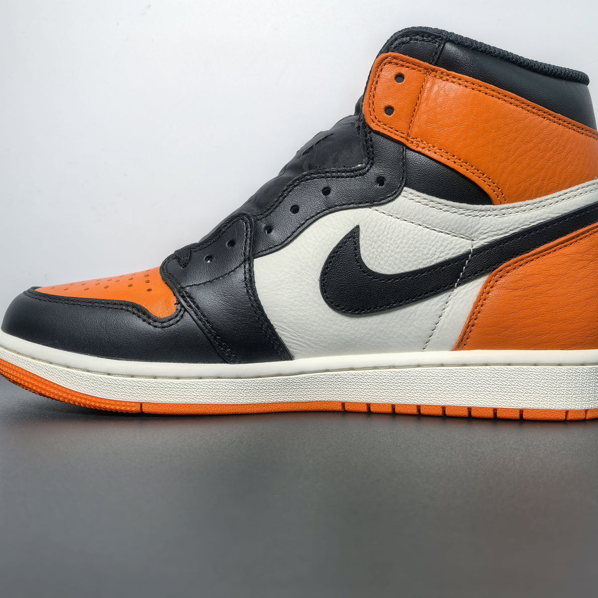 Air Jordan 1 High OG “Shattered Backboard”