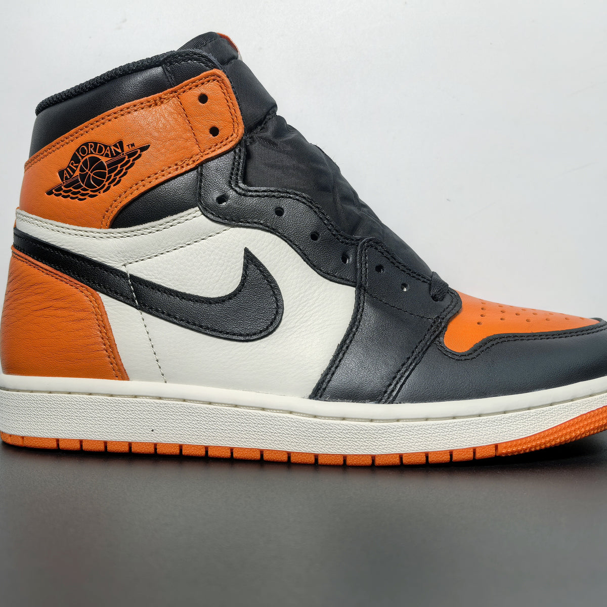 Air Jordan 1 High OG “Shattered Backboard”