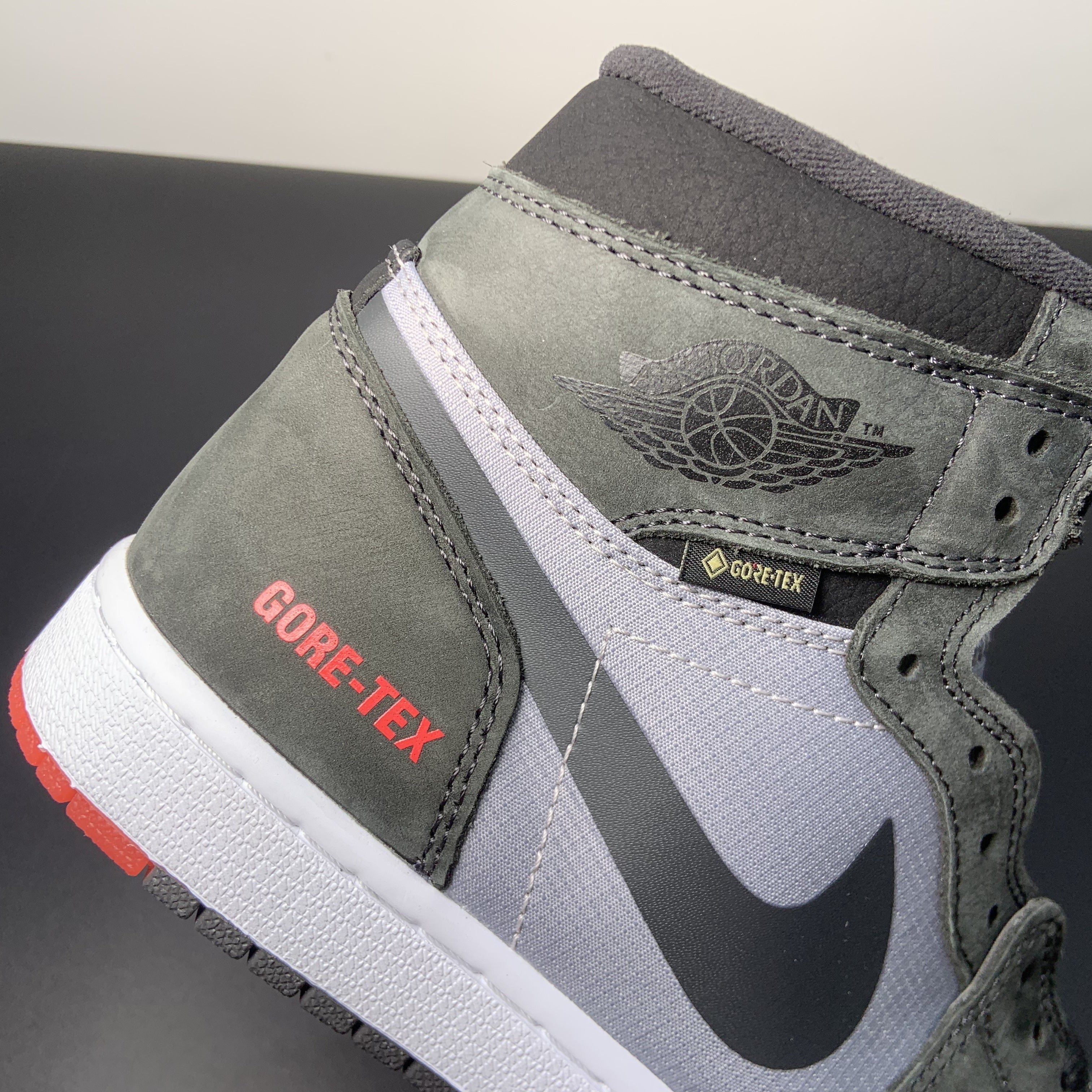 Nike Air Jordan Air Jordan 1 Element