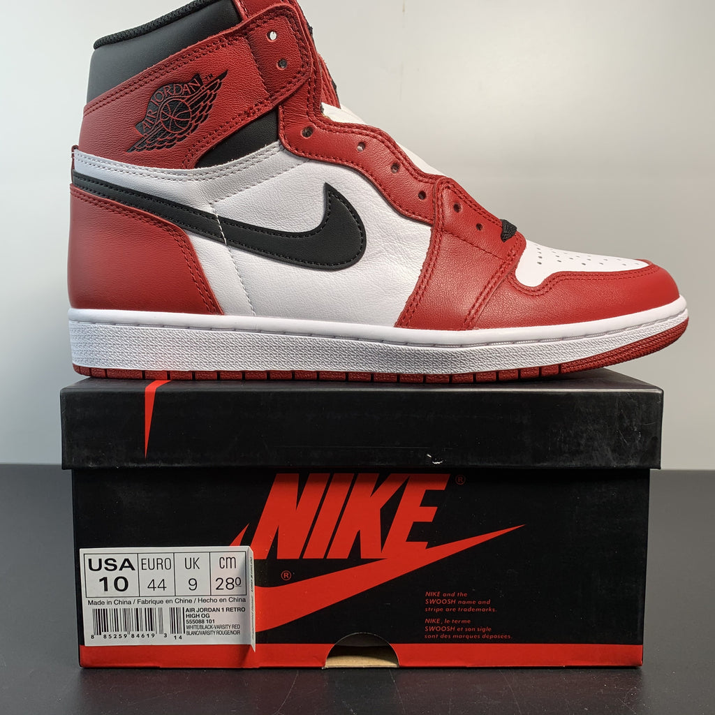 Nike Air Jordan 1 Retro High OG 'Chicago'
