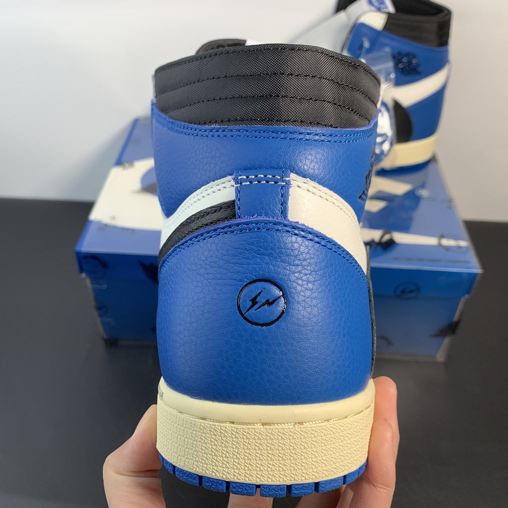 Nike Air Jordan 1 Retro High OG SP