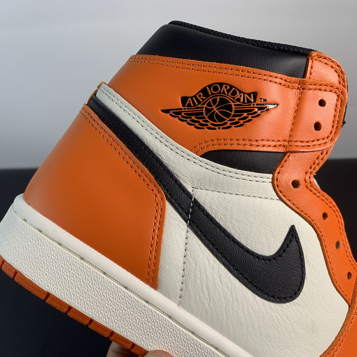 Nike Air Jordan 1 Retro High OG 'Shattered Backboard Away'