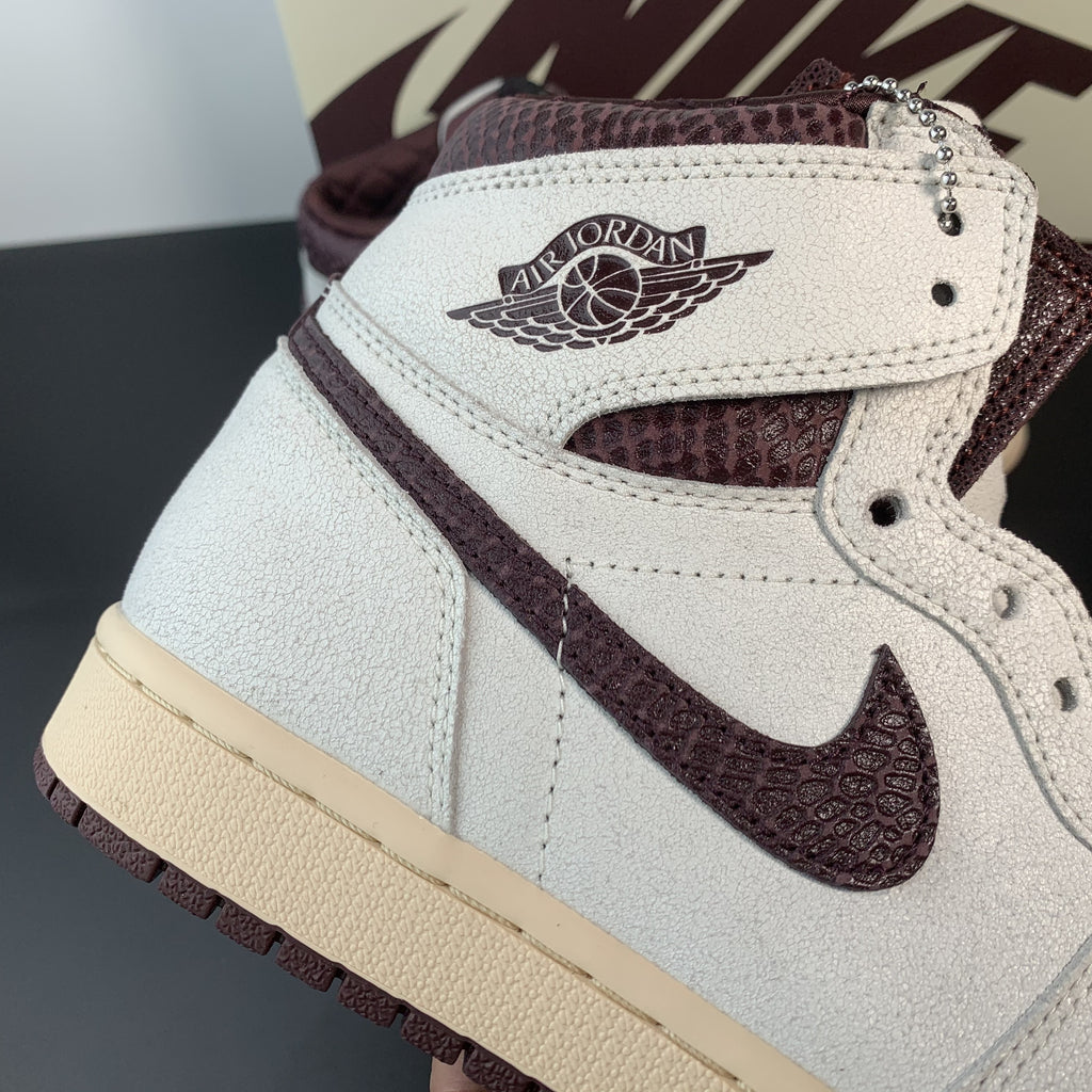Nike Air Jordan 1 Retro High OG -White Sail-Maroon-