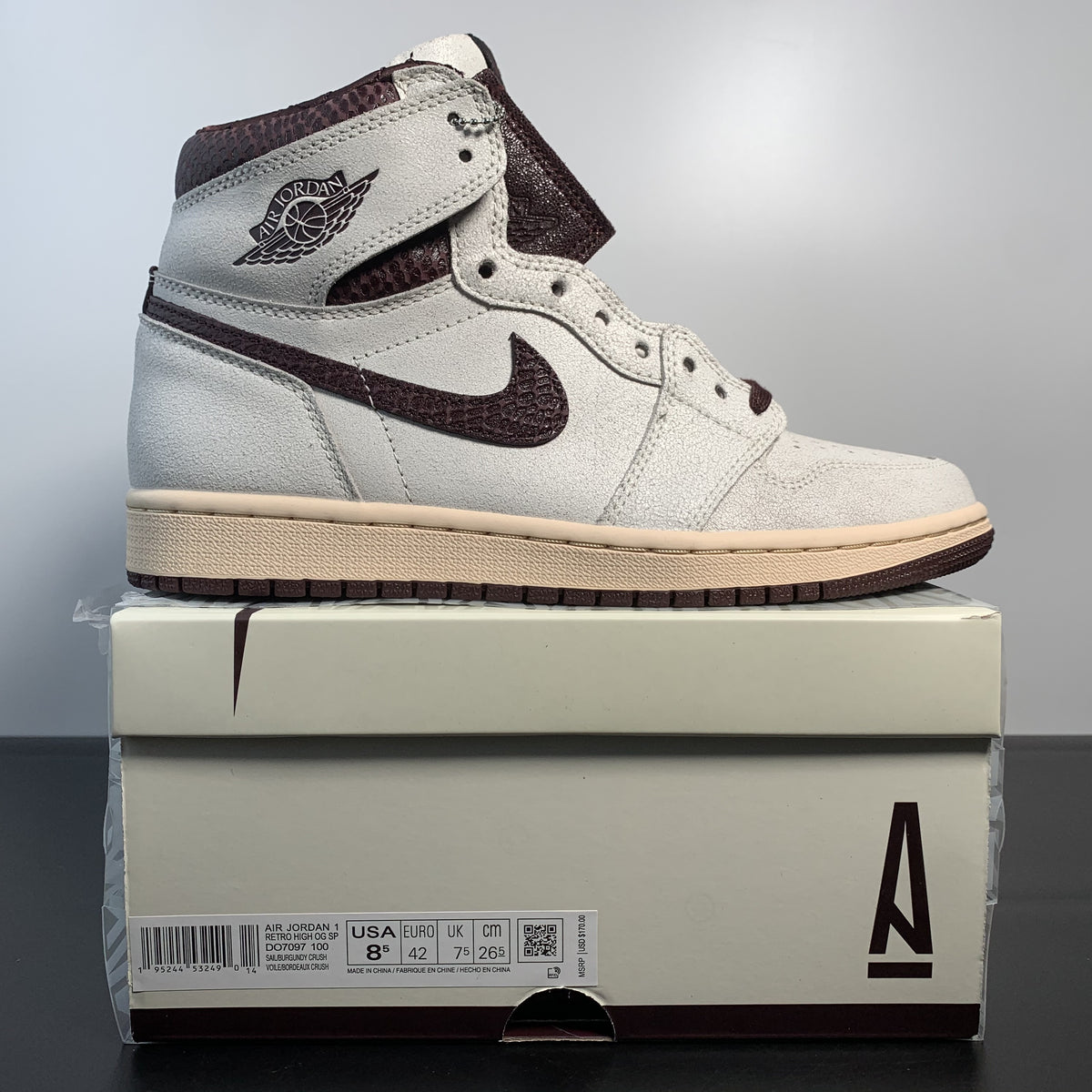 Nike Air Jordan 1 Retro High OG -White Sail-Maroon-