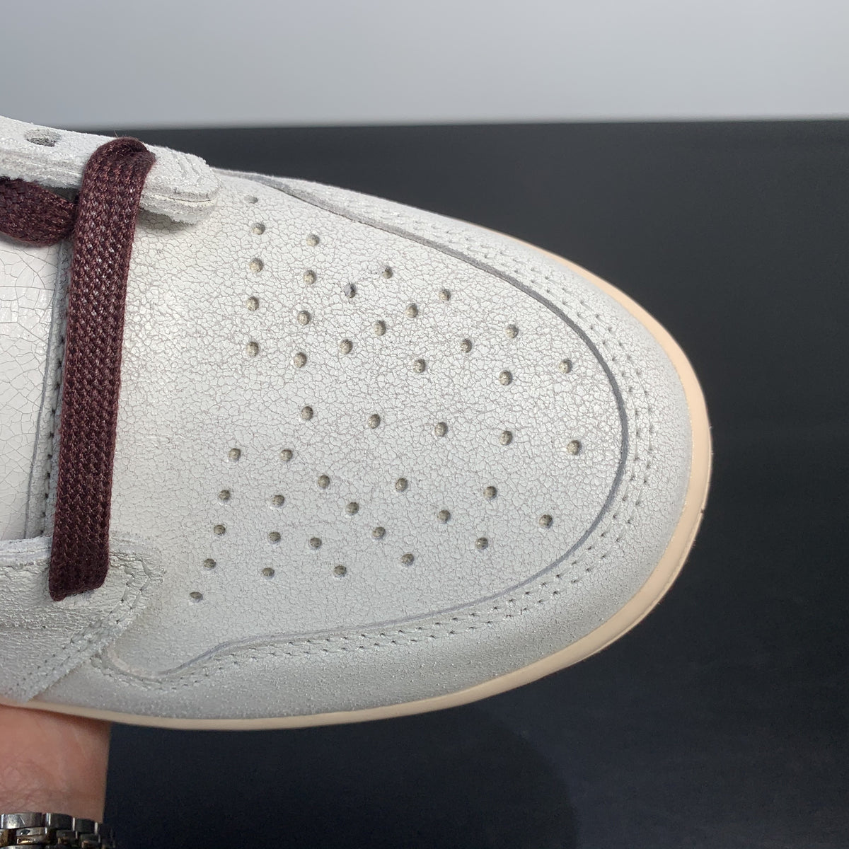Nike Air Jordan 1 Retro High OG -White Sail-Maroon-