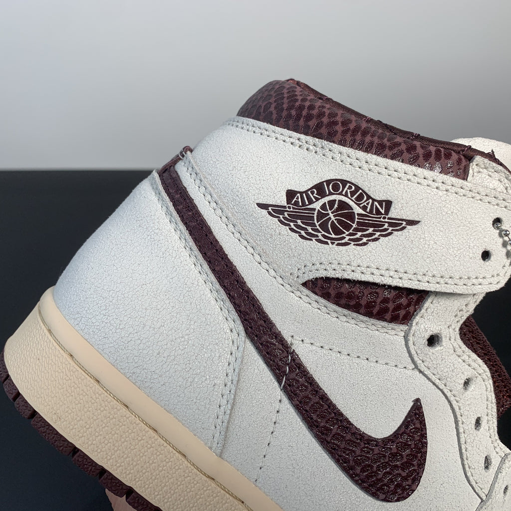 Nike Air Jordan 1 Retro High OG -White Sail-Maroon-