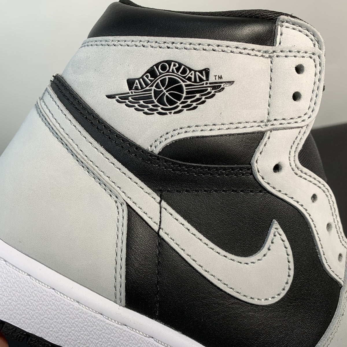 Nike Air Jordan 1 Retro High OG -Shadow2.0-