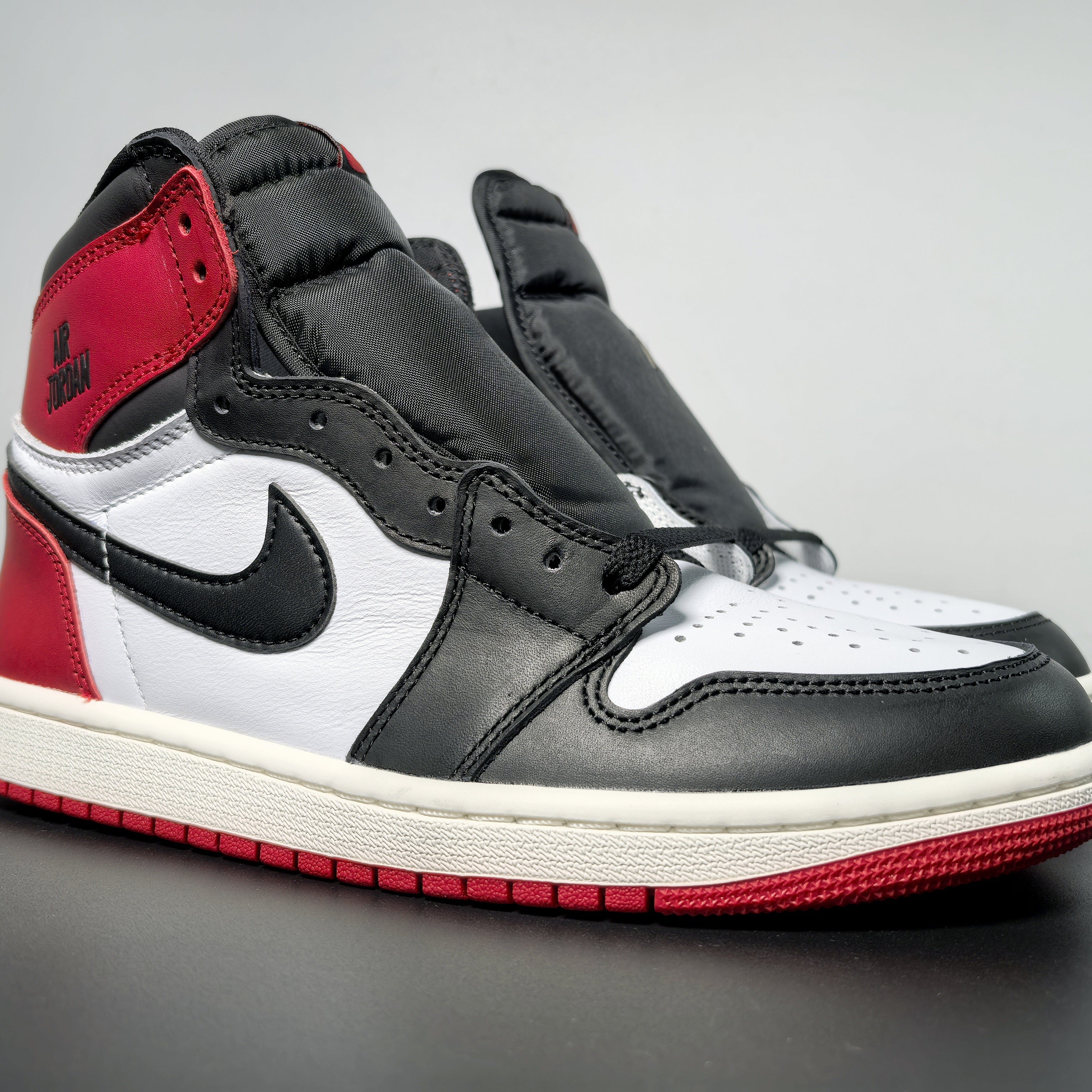 Air Jordan 1 High OG “Black Toe Reimagined”