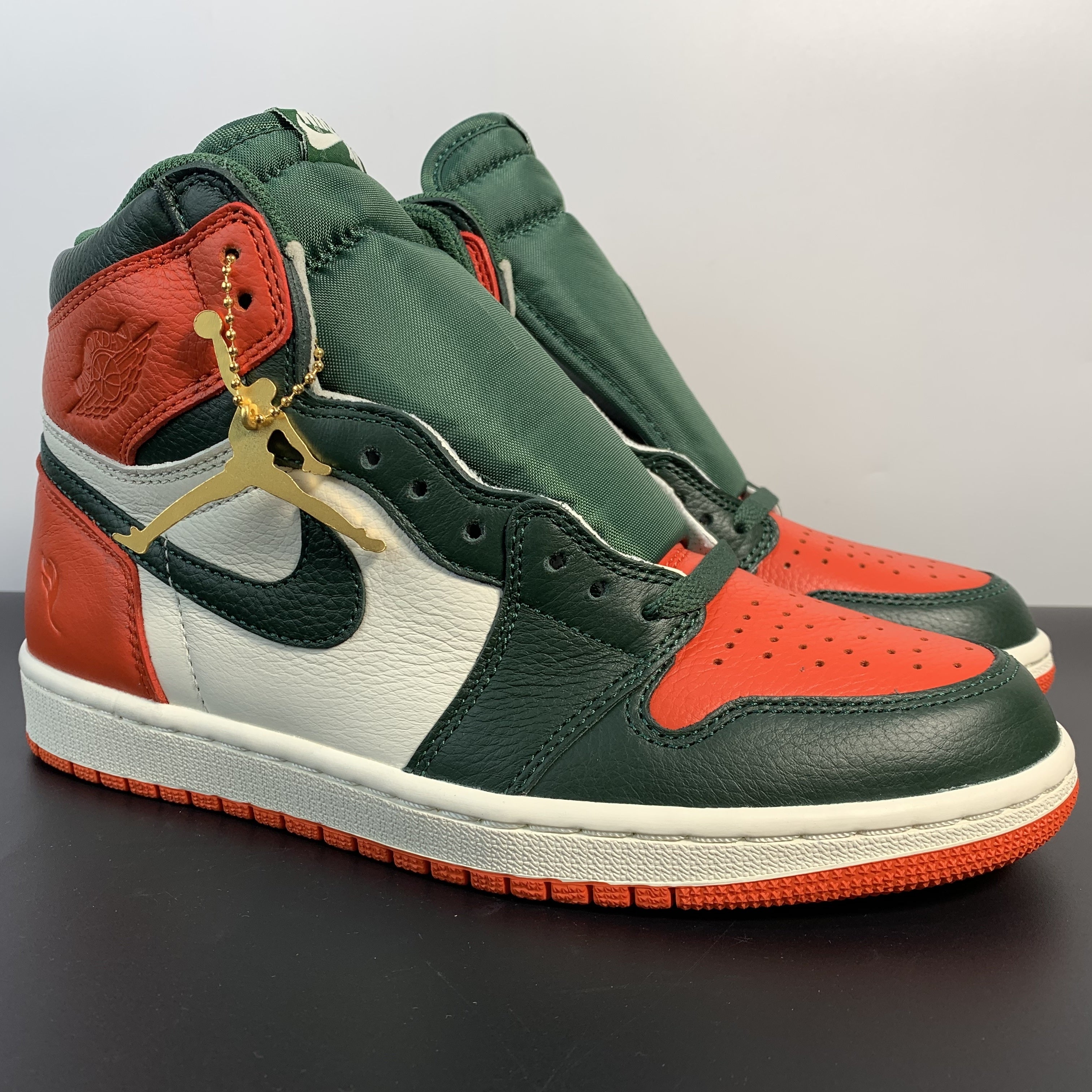 SoleFly x Air Jordan 1 Retro High “Miami Art Basel”