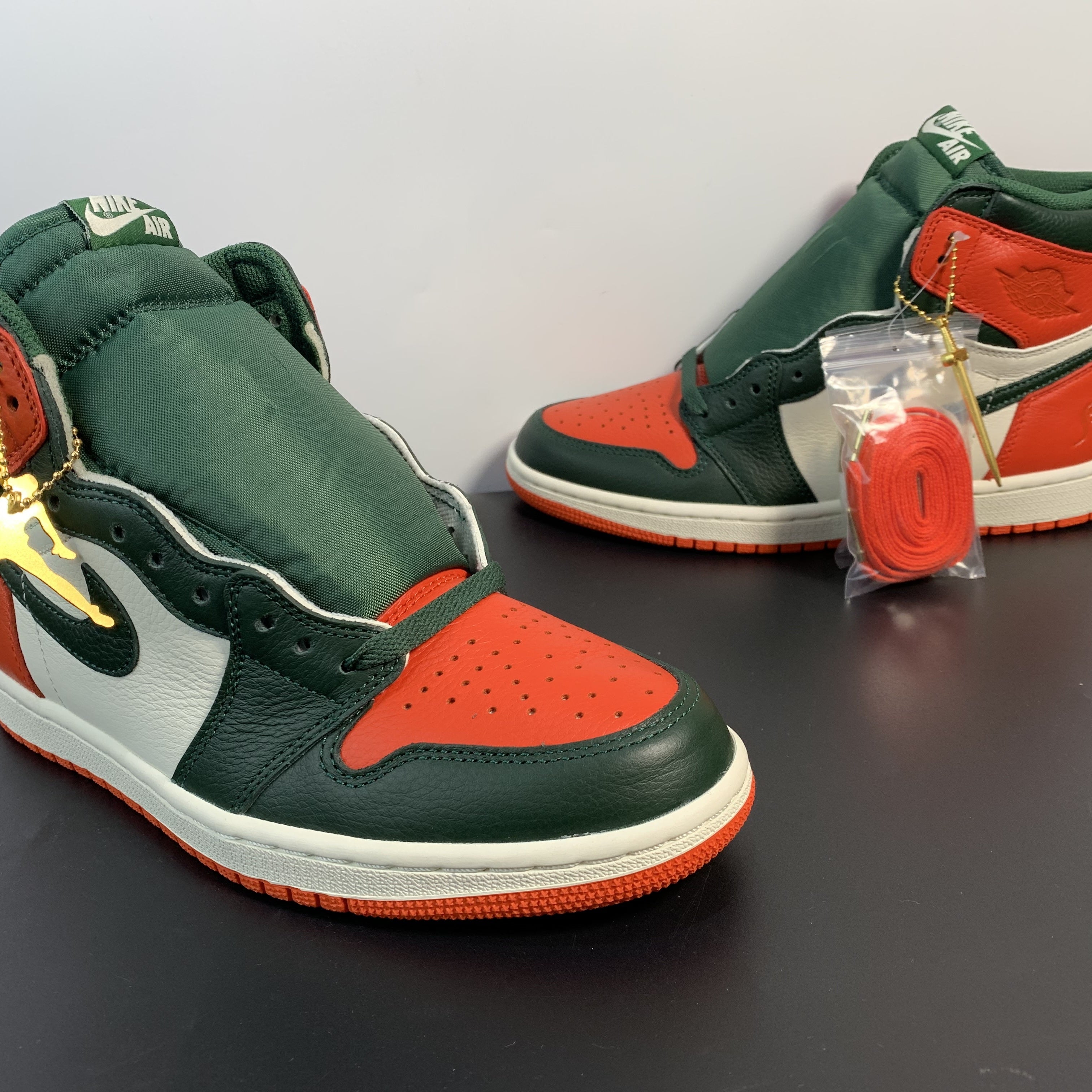 SoleFly x Air Jordan 1 Retro High “Miami Art Basel”