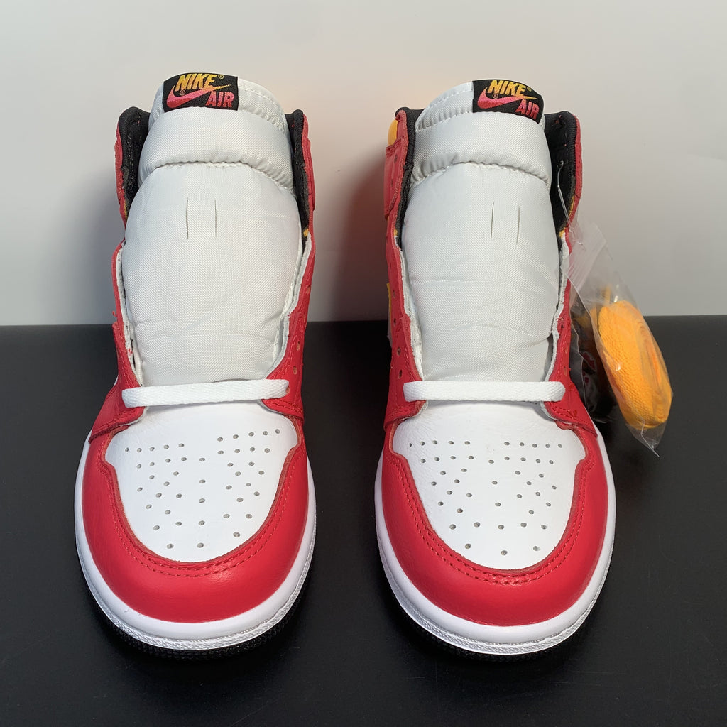 Nike Air Jordan 1 Retro High OG phối màu 'Light Fusion Red'