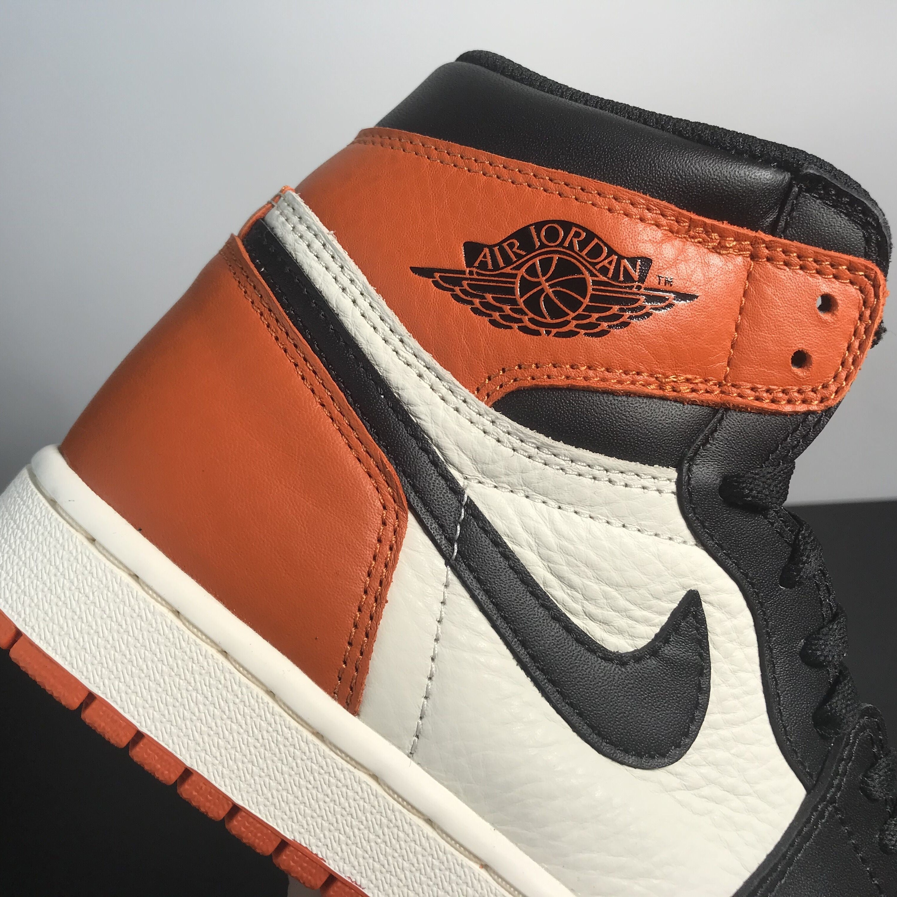 Air Jordan 1 Shattered Backboard 