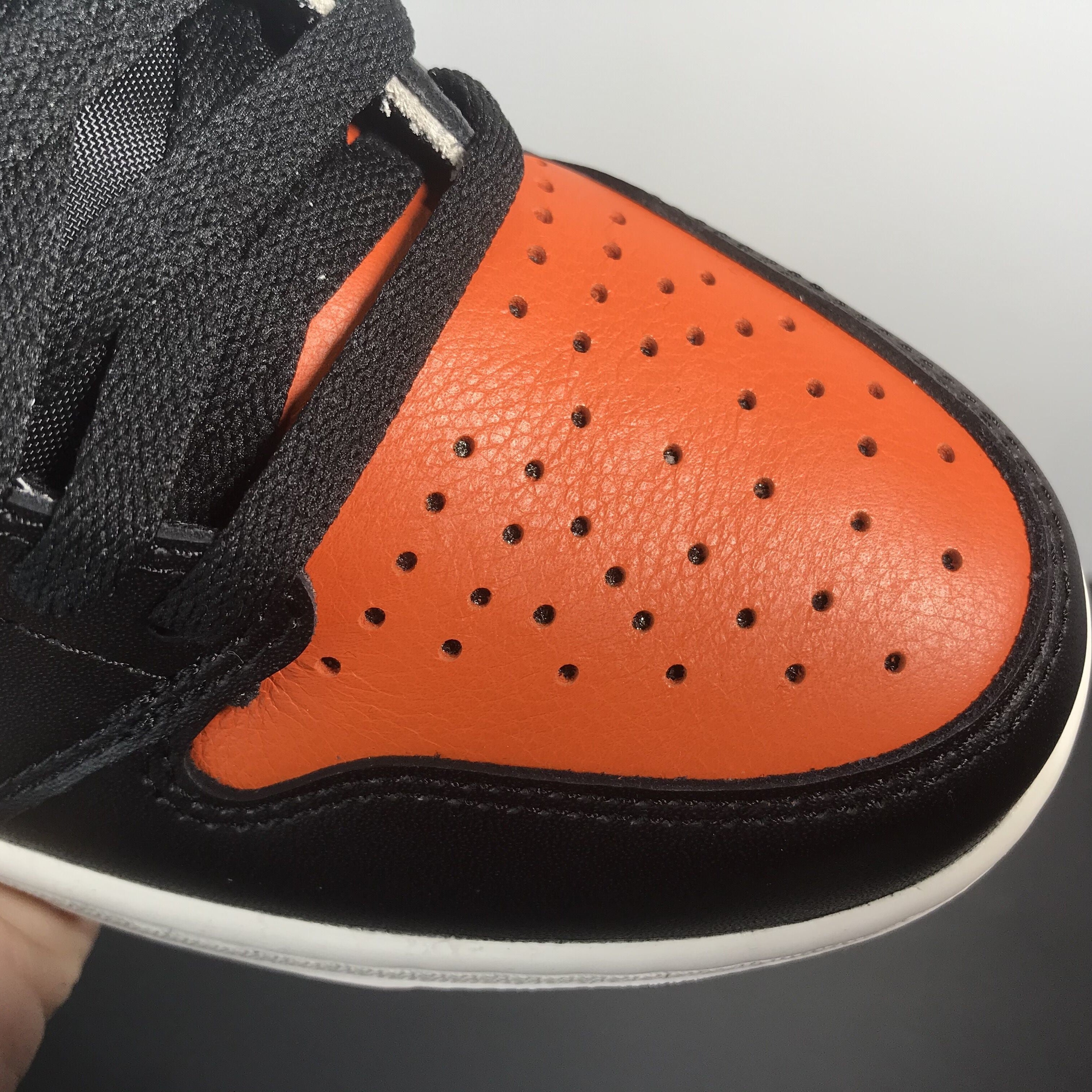Air Jordan 1 Shattered Backboard 