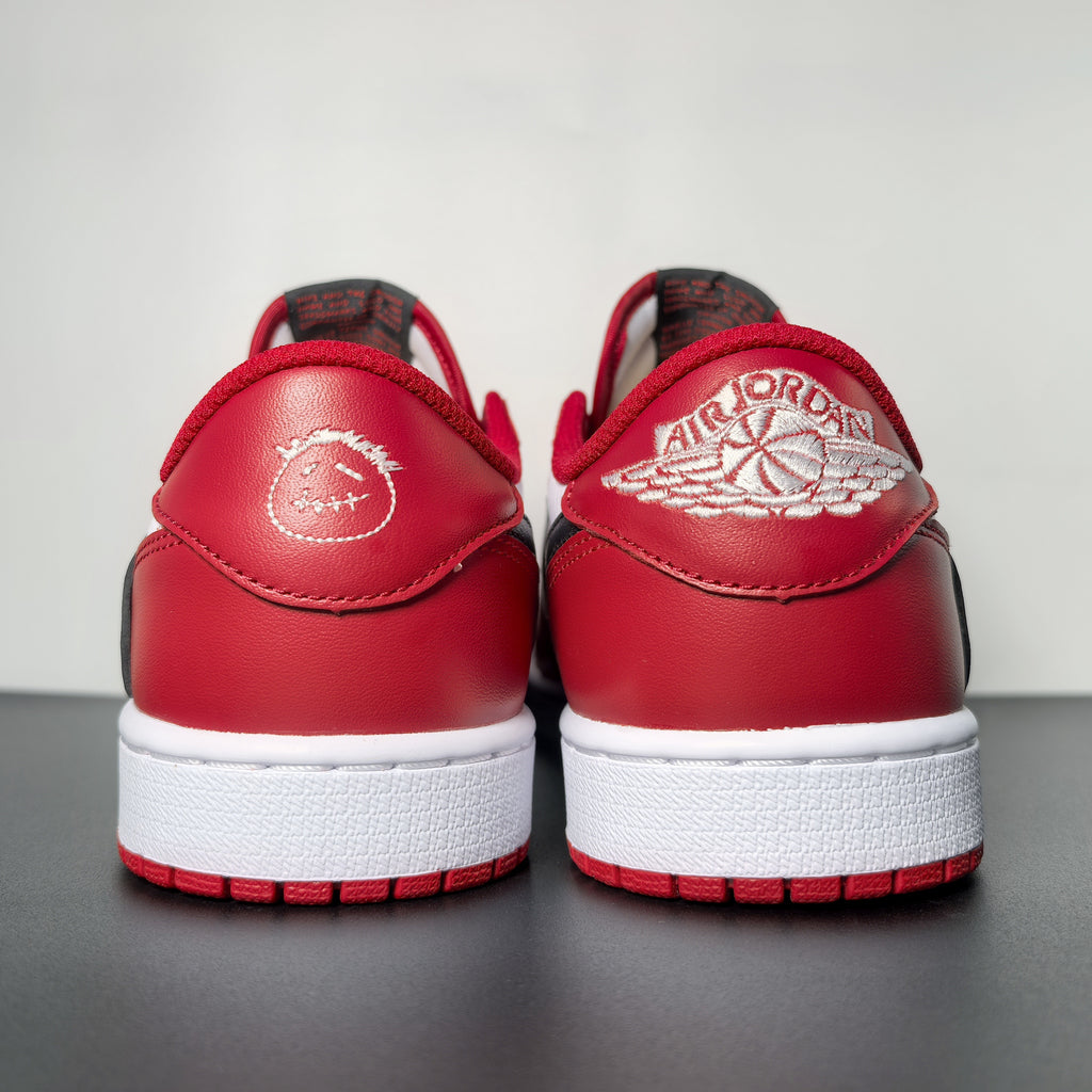 Travis Scott x Air Jordan 1 Low OG