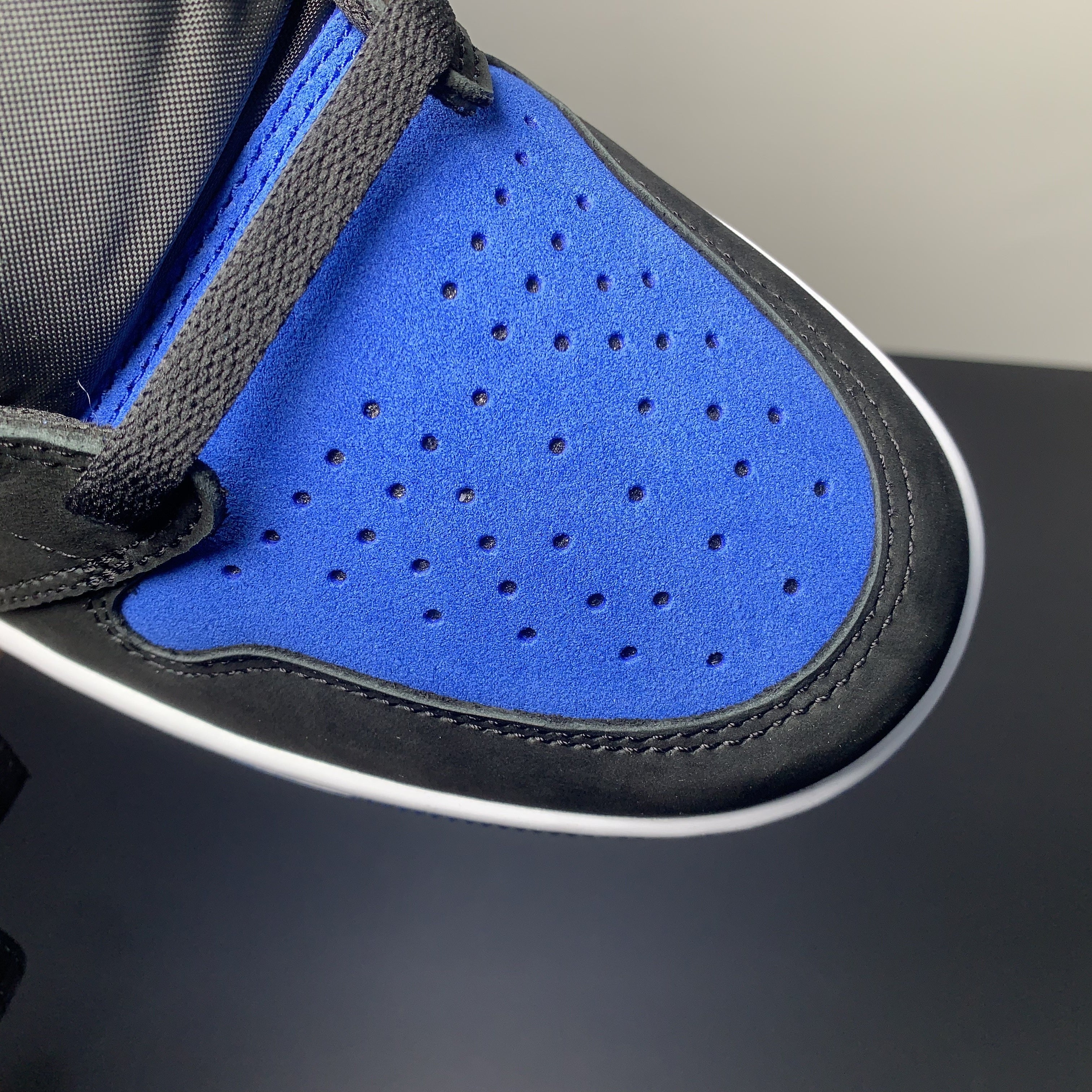 Air Jordan 1 High OG “Royal Reimagined”