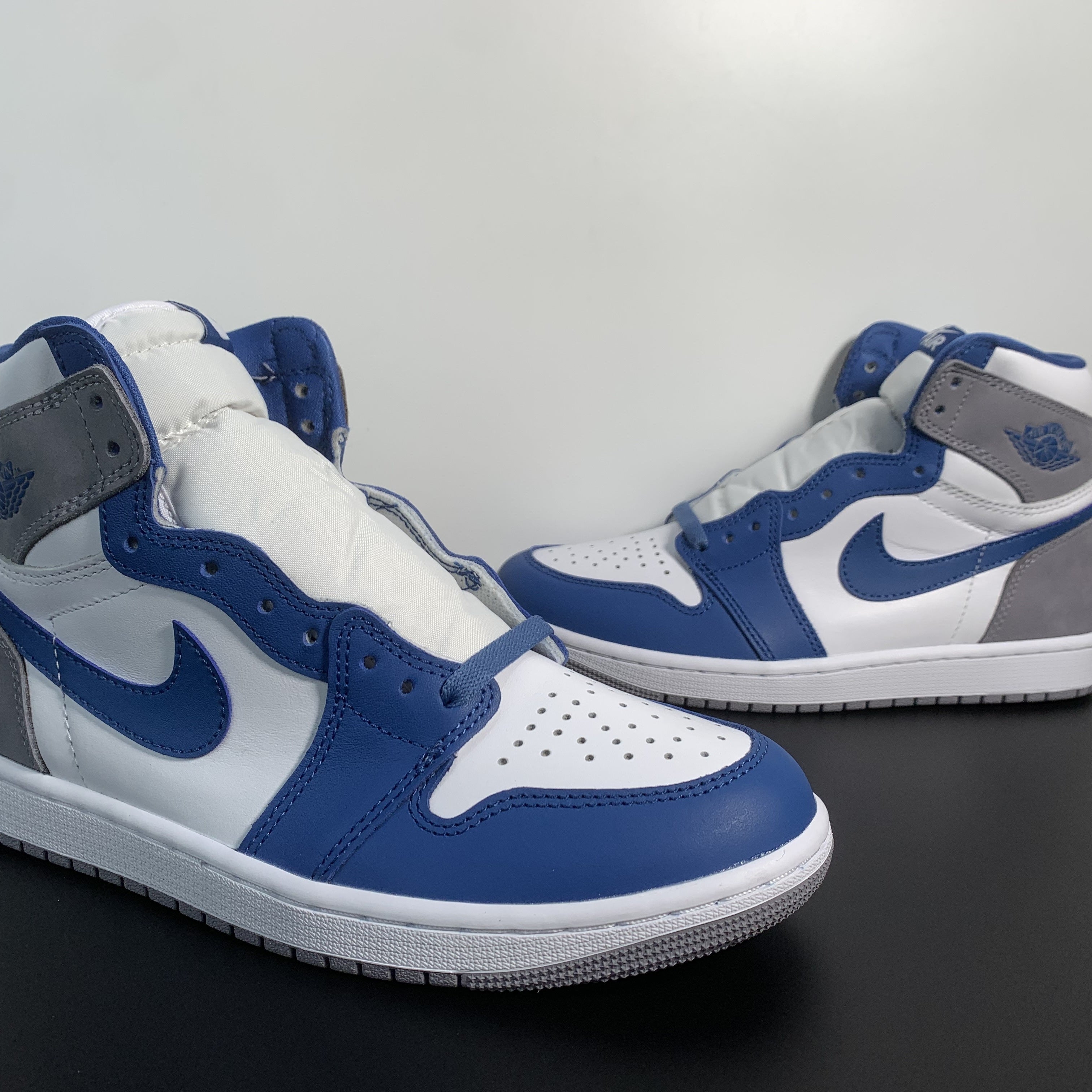 Air Jordan 1 High OG -True Blue-