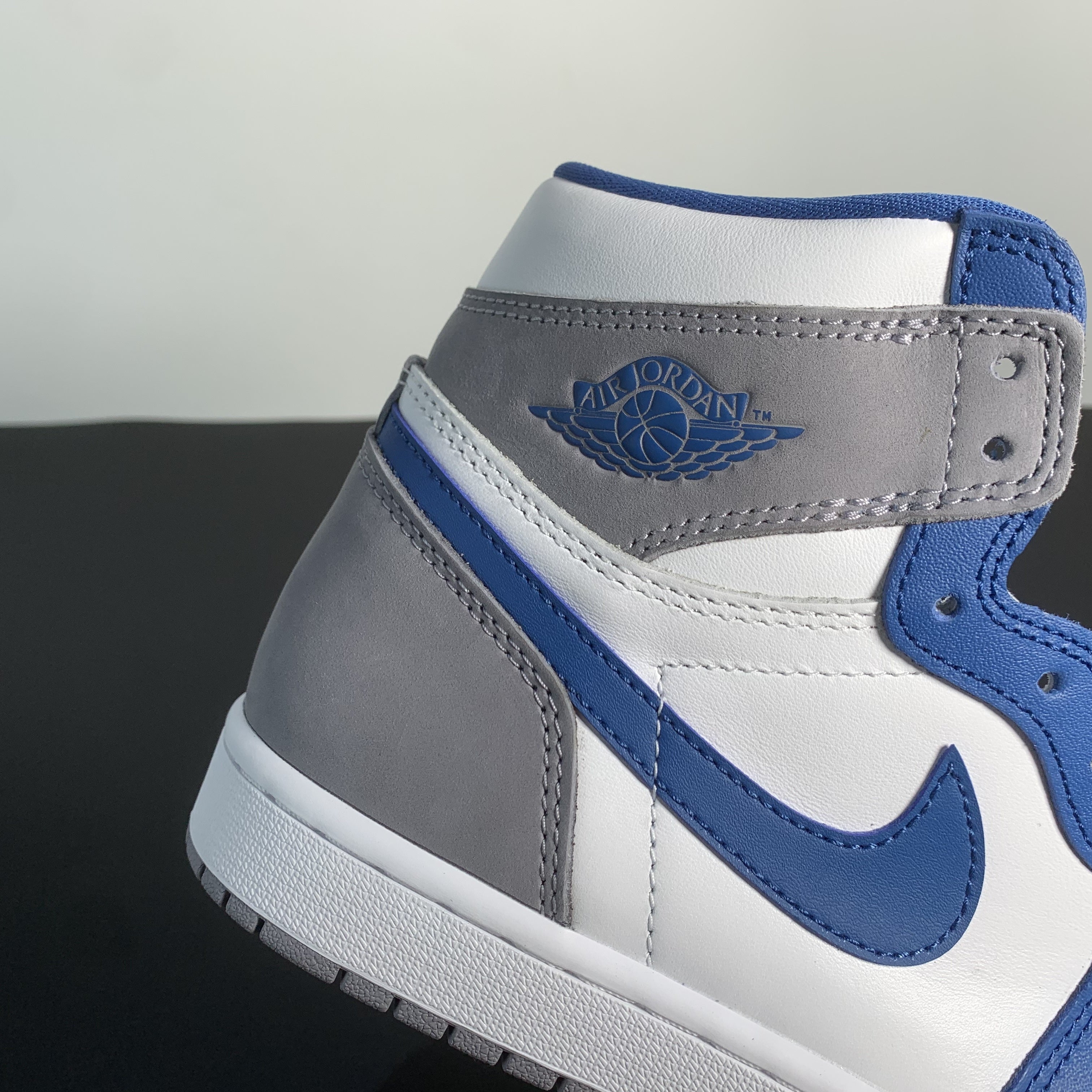 Air Jordan 1 High OG -True Blue-