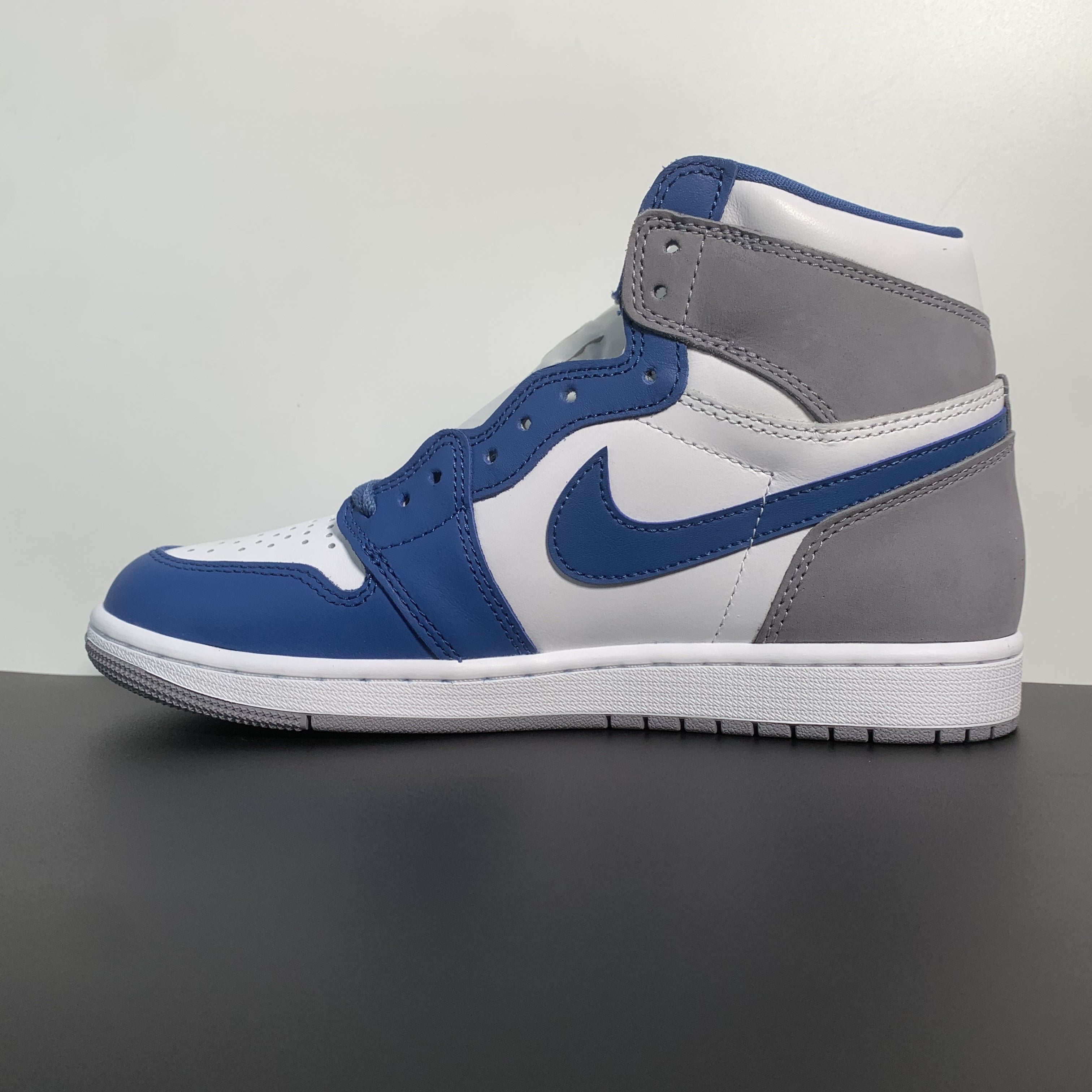 Air Jordan 1 High OG -True Blue-