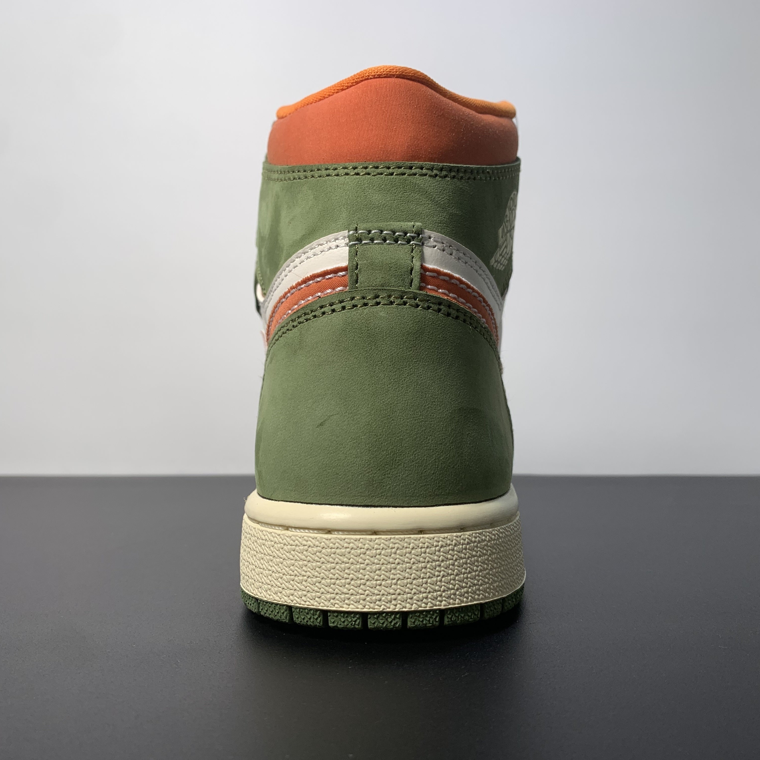 Nike Air Jordan 1 High OG Craft Celadon