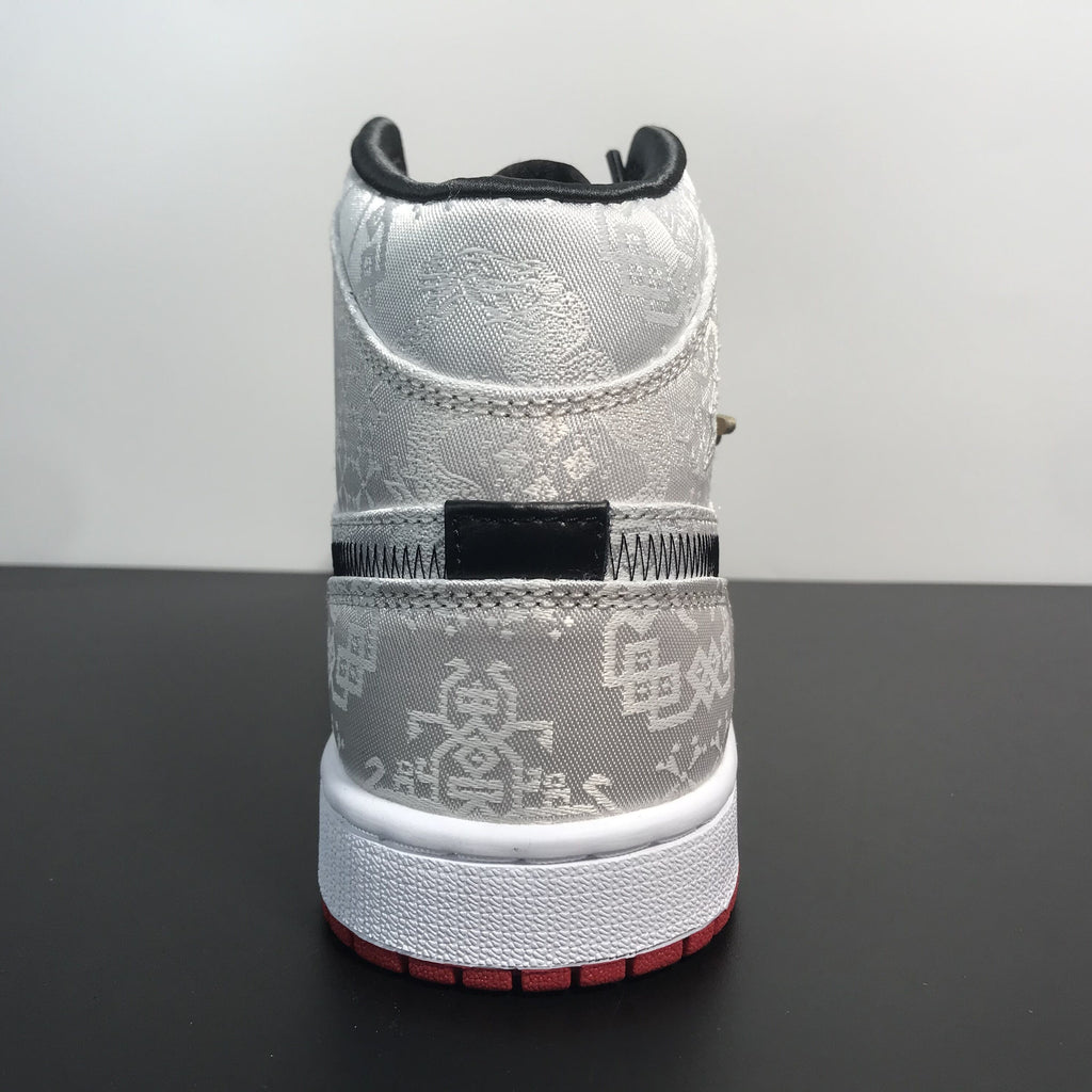 Nike Air Jordan 1 Mid “Fearless”