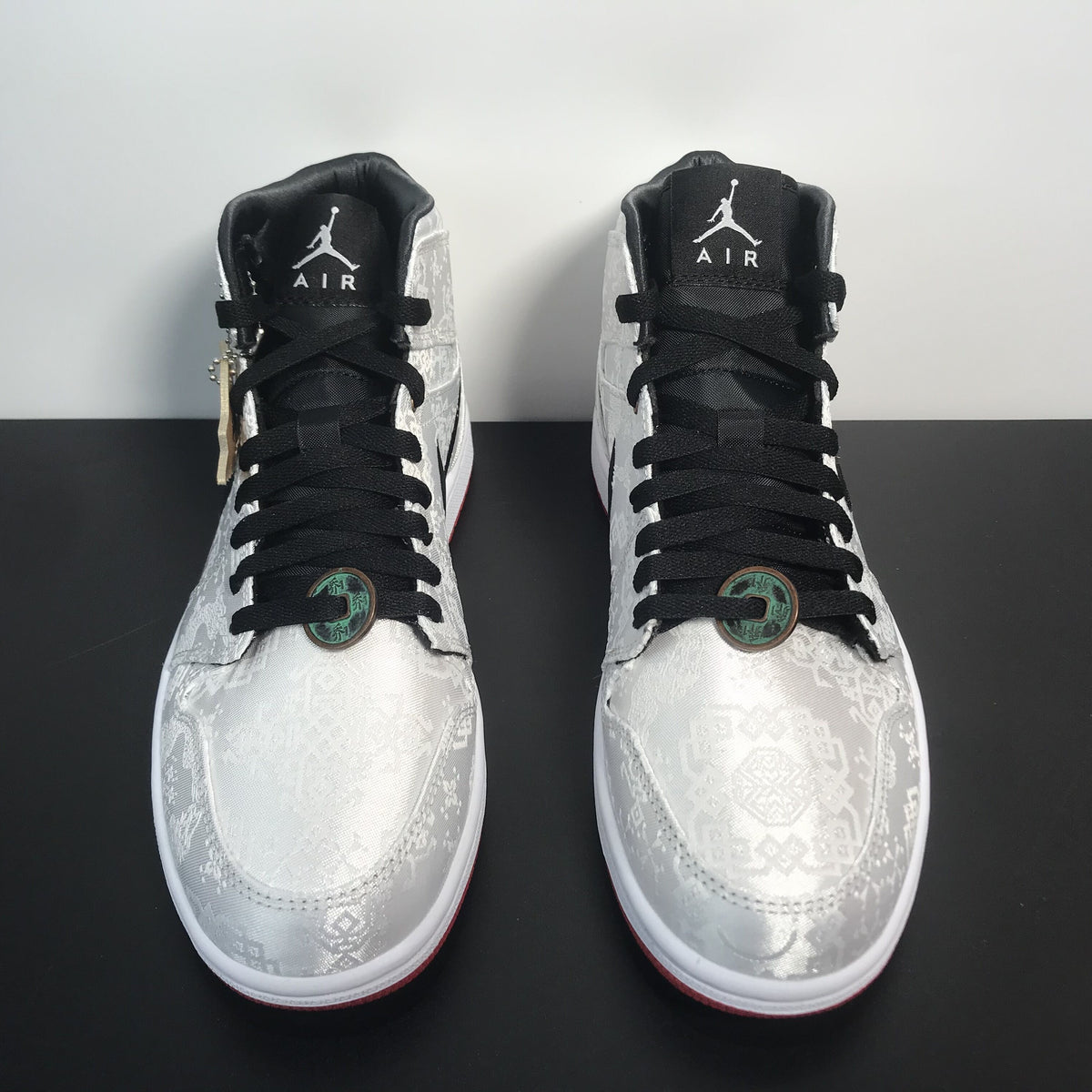 Nike Air Jordan 1 Mid “Fearless”