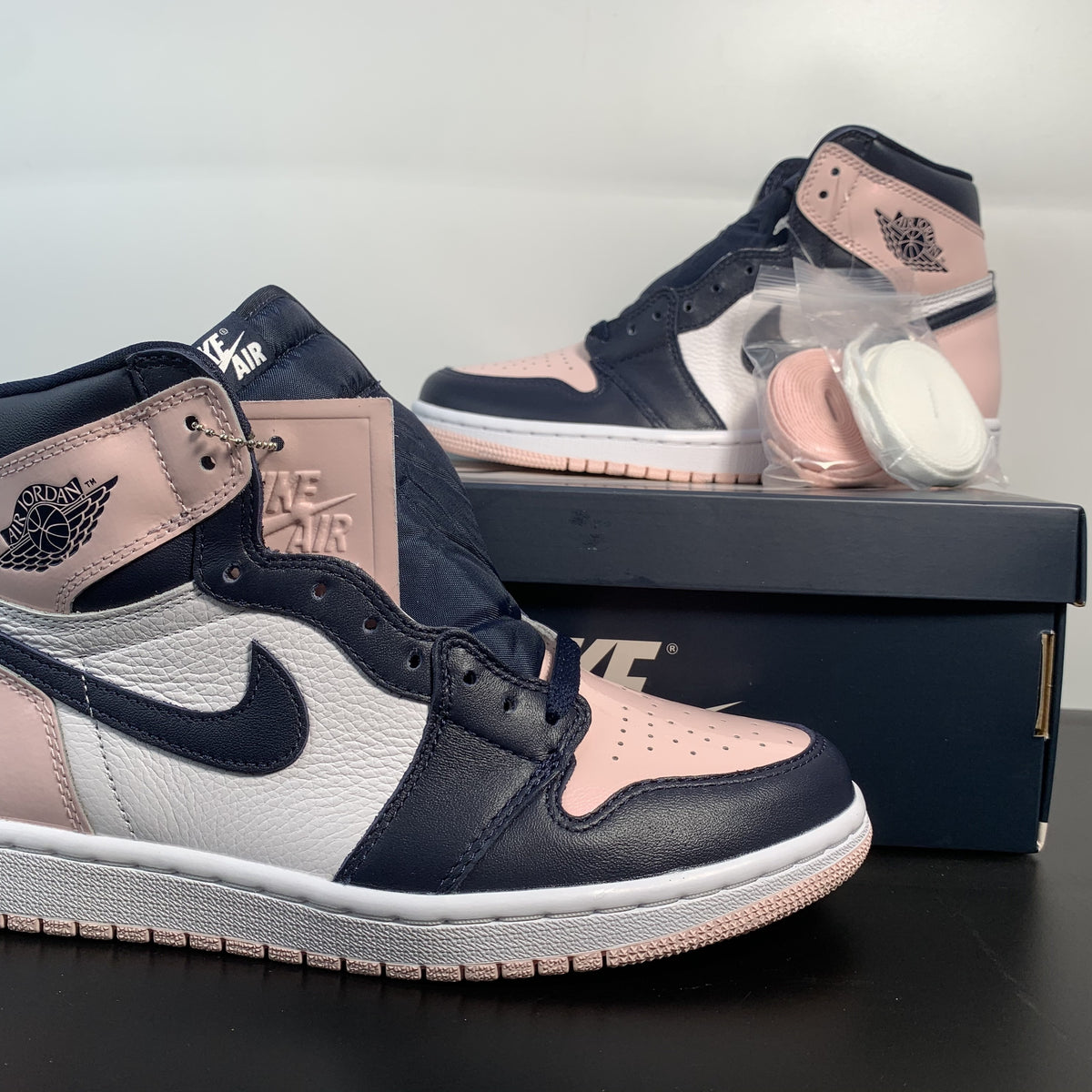 Nike Air Jordan 1 High OG -Atmosphere-