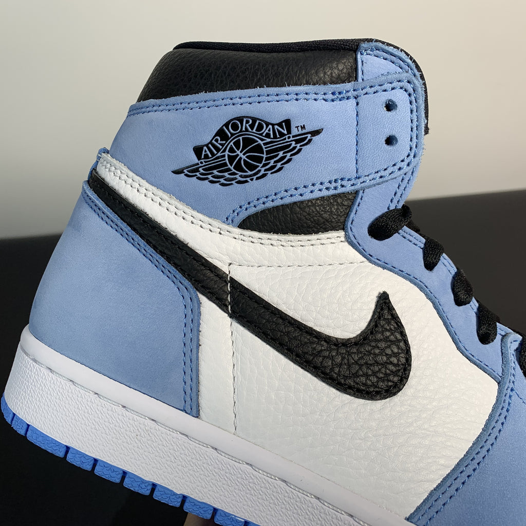 Nike Air Jordan 1 Retro High OG 'University Blue'